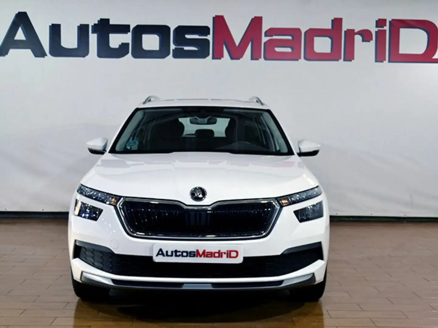 Skoda Kamiq 1.0 TSI 81kW (110CV) DSG Style Bianco - 2