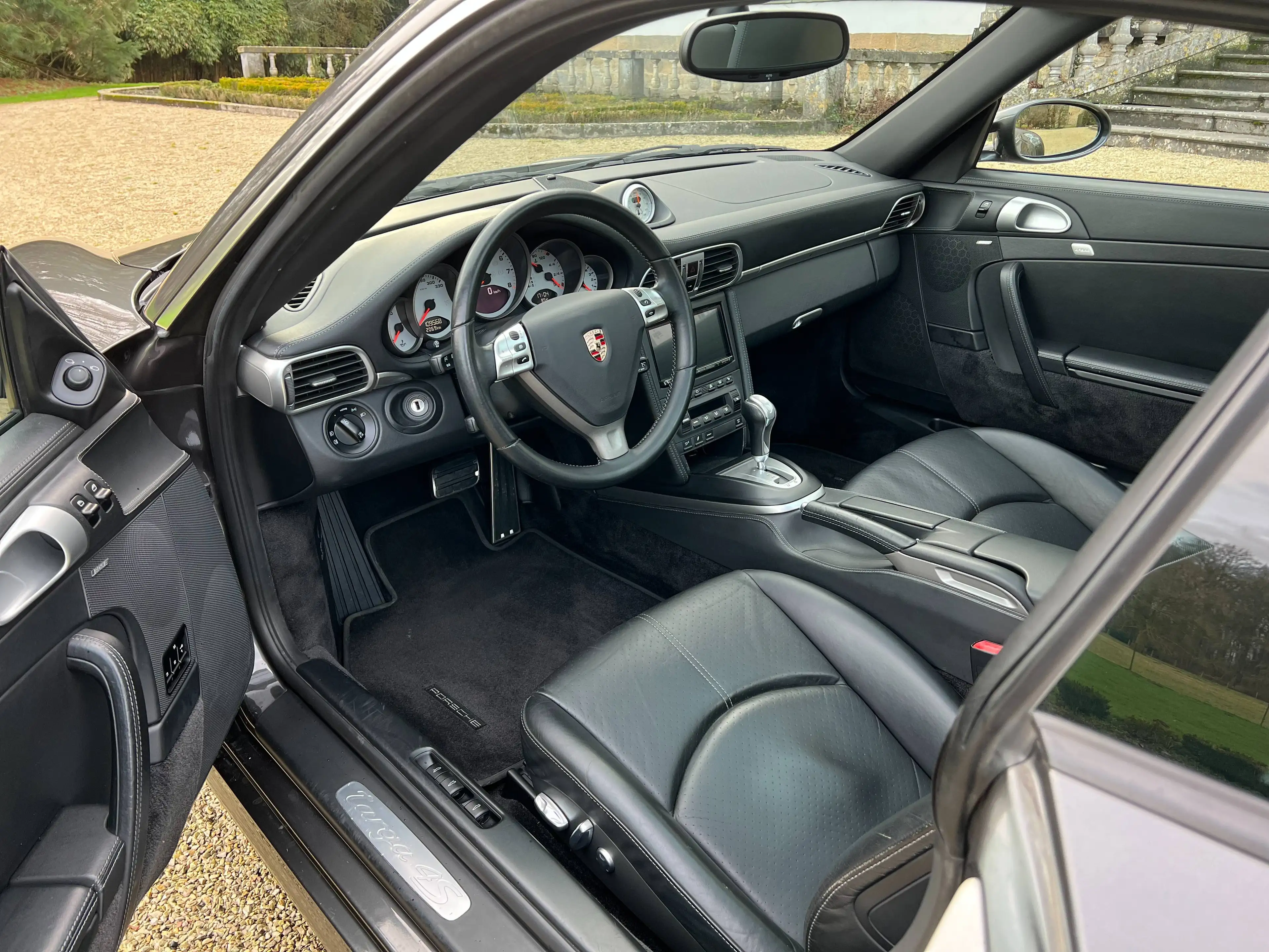 Porsche 911 911 Carrera 4S Targa 3.8i — photo 11