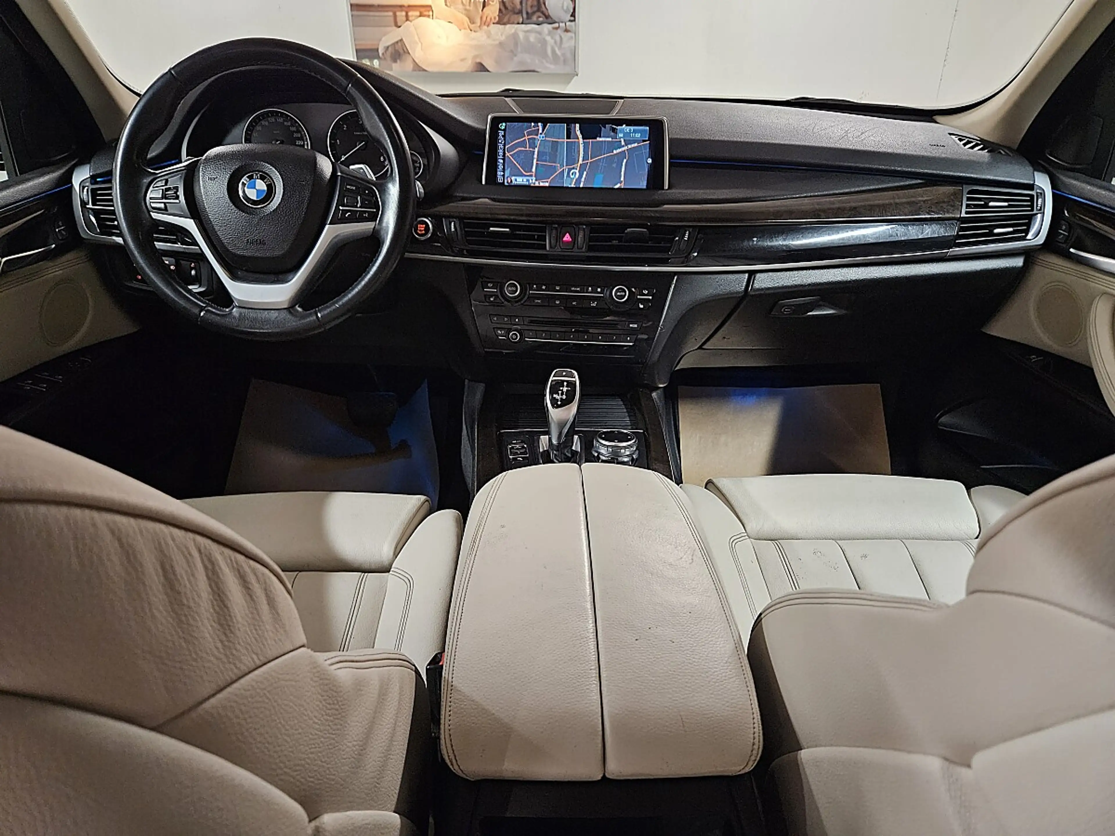 BMW X5 xDrive 30d — photo 9