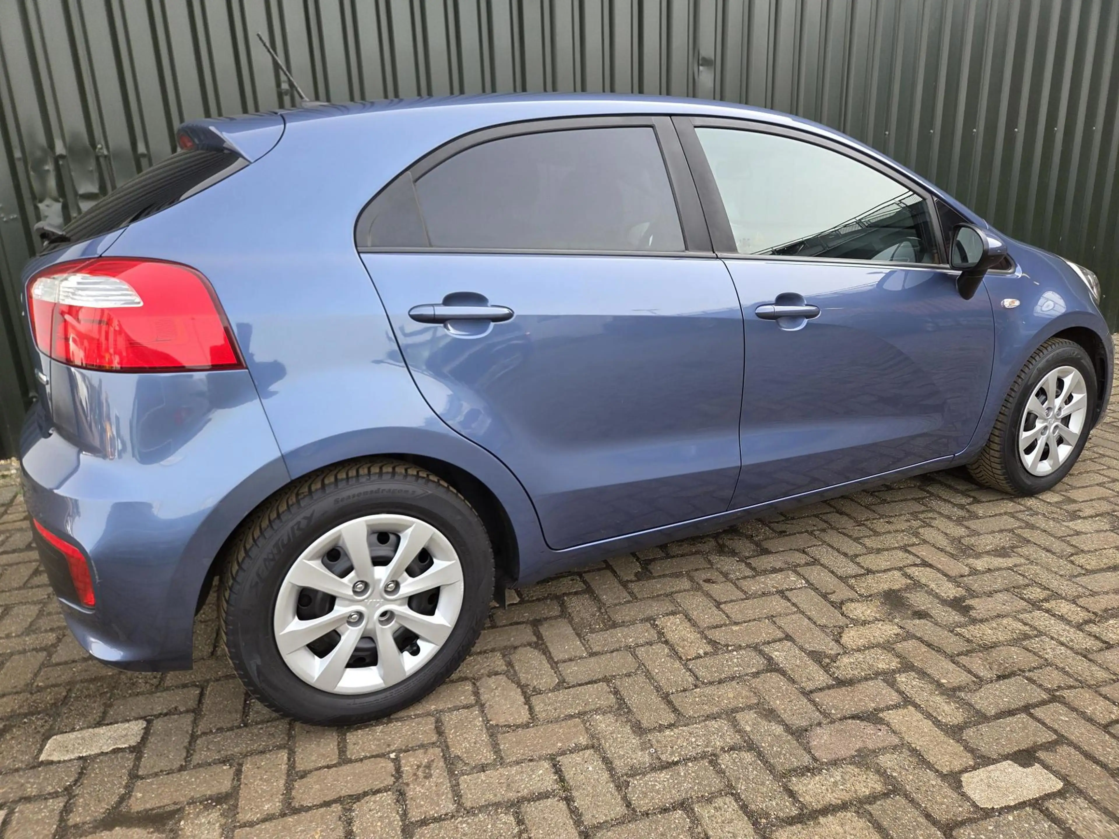 Kia Rio 1.2 CVVT DynamicLine NAVI — photo 7