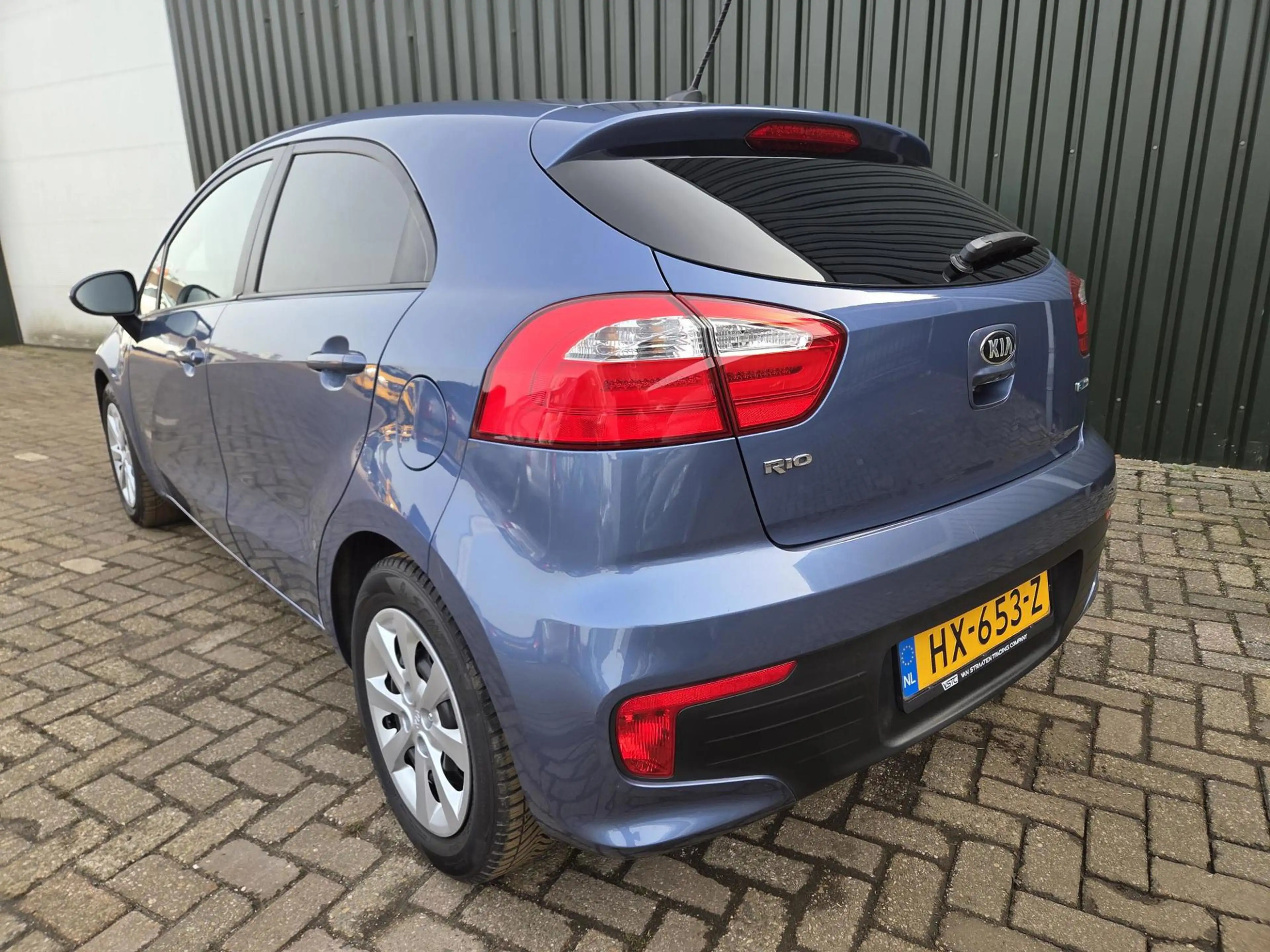 Kia Rio 1.2 CVVT DynamicLine NAVI — photo 4