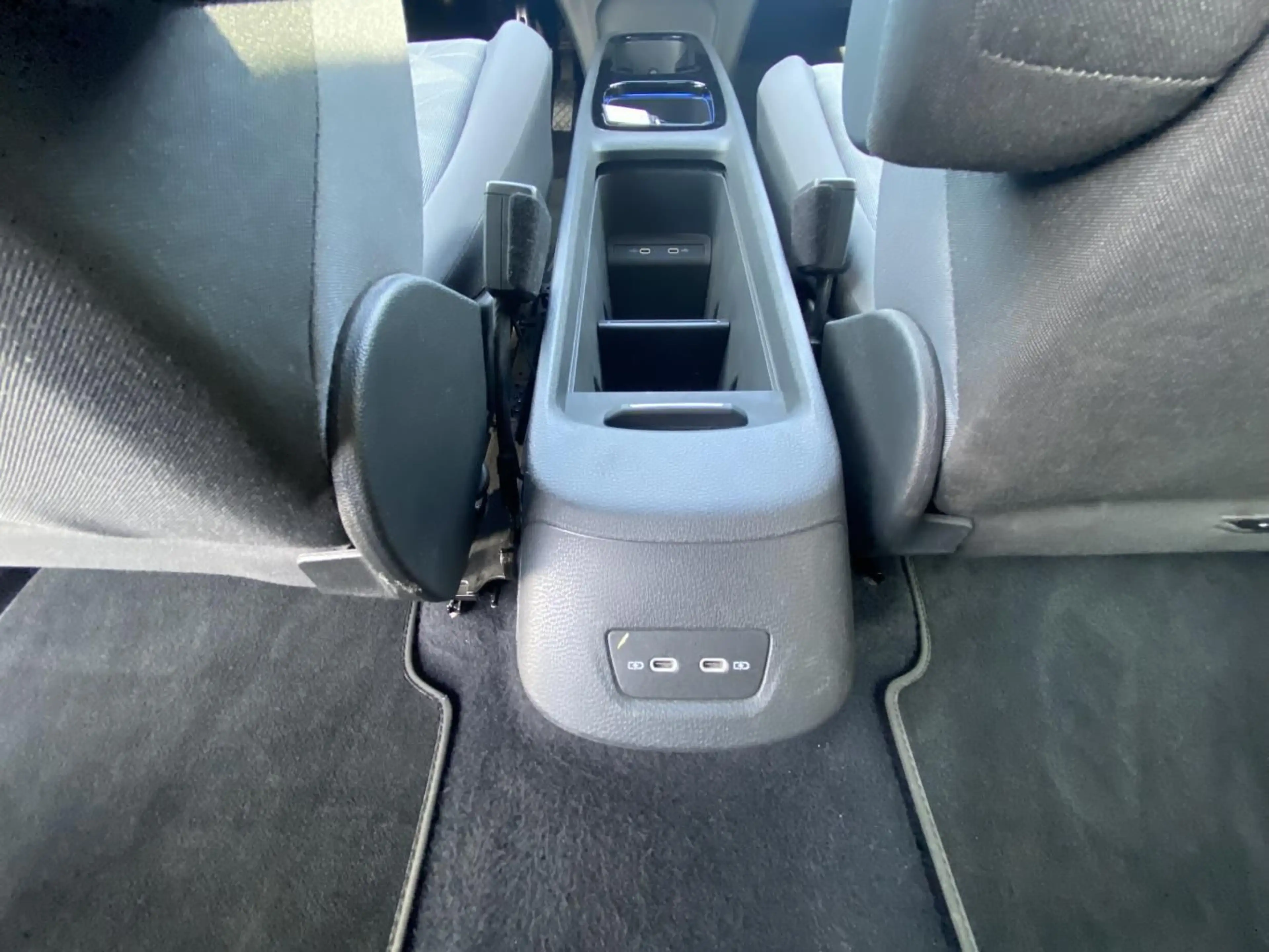 Volkswagen ID.3 Pro WÄRMEPUMPE+APP-CONNECT+NAVI+CCS+LED+DA — photo 12