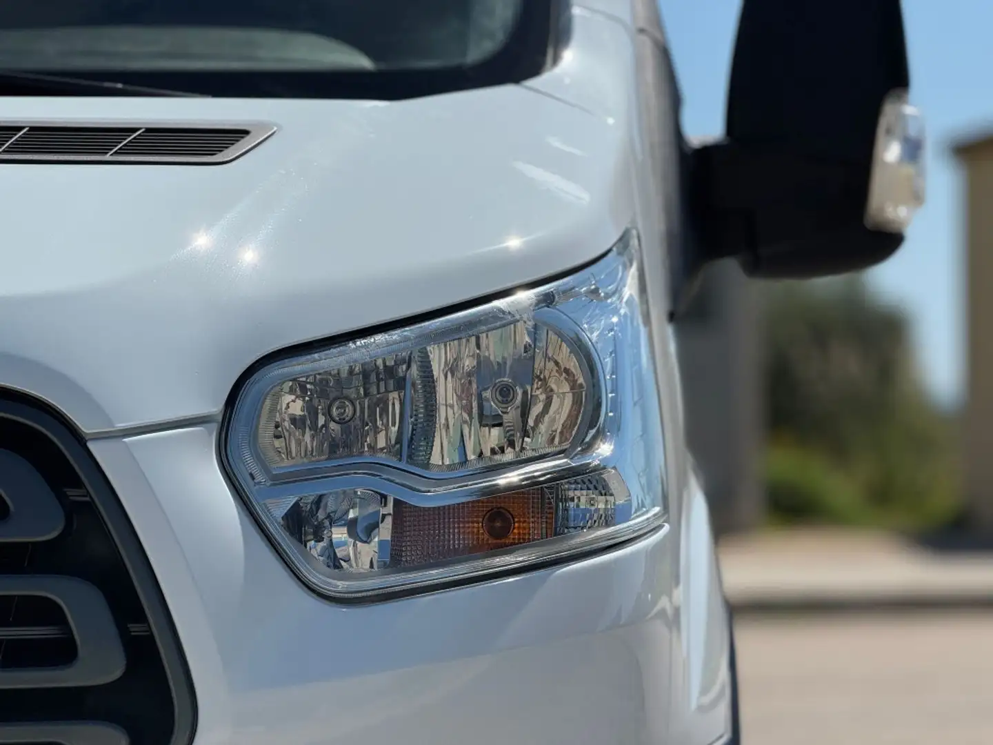 Ford Transit FT 350 L2 Van Trend 130 Blanco - 2