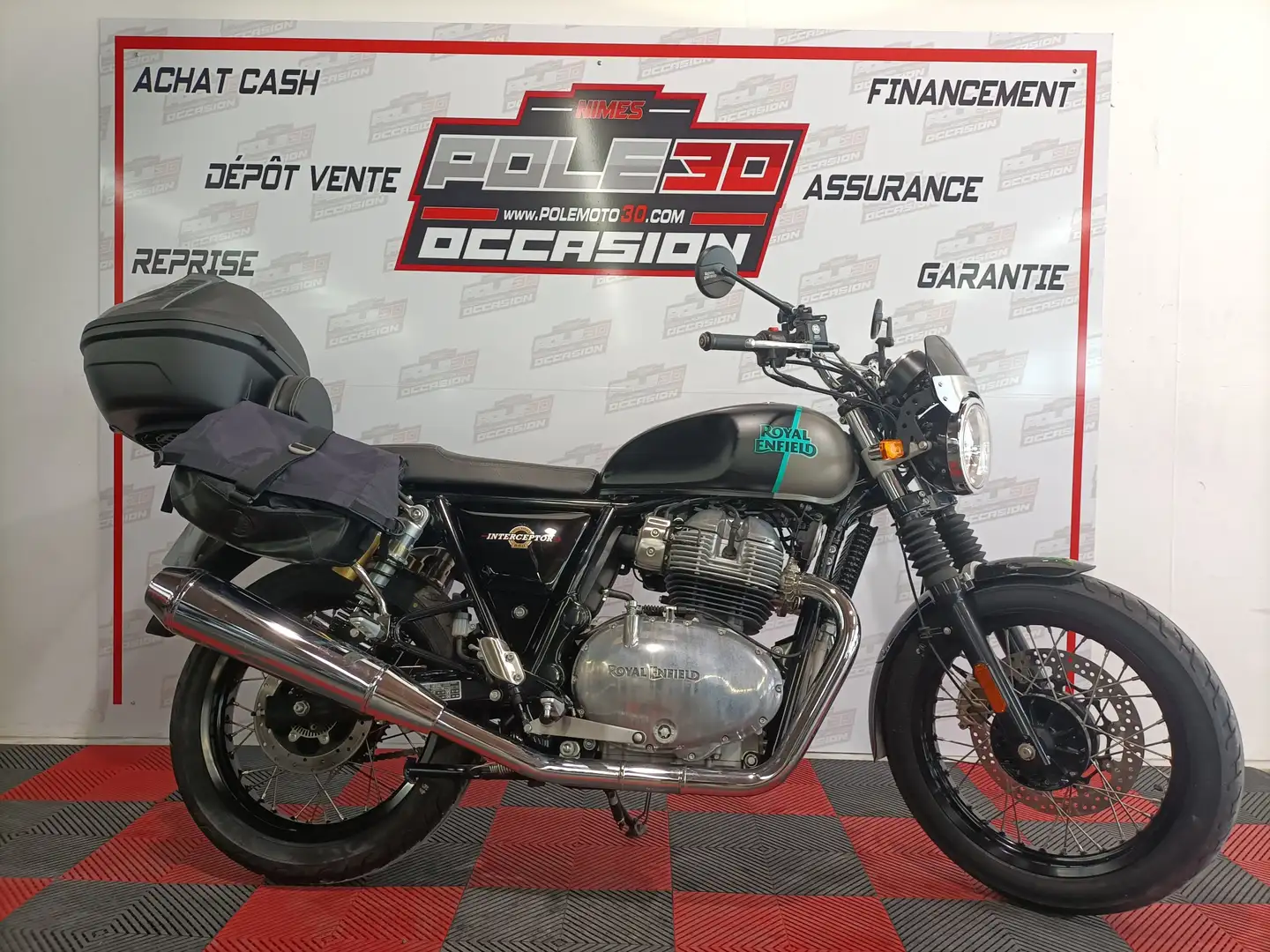 Royal Enfield Interceptor Gris - 1