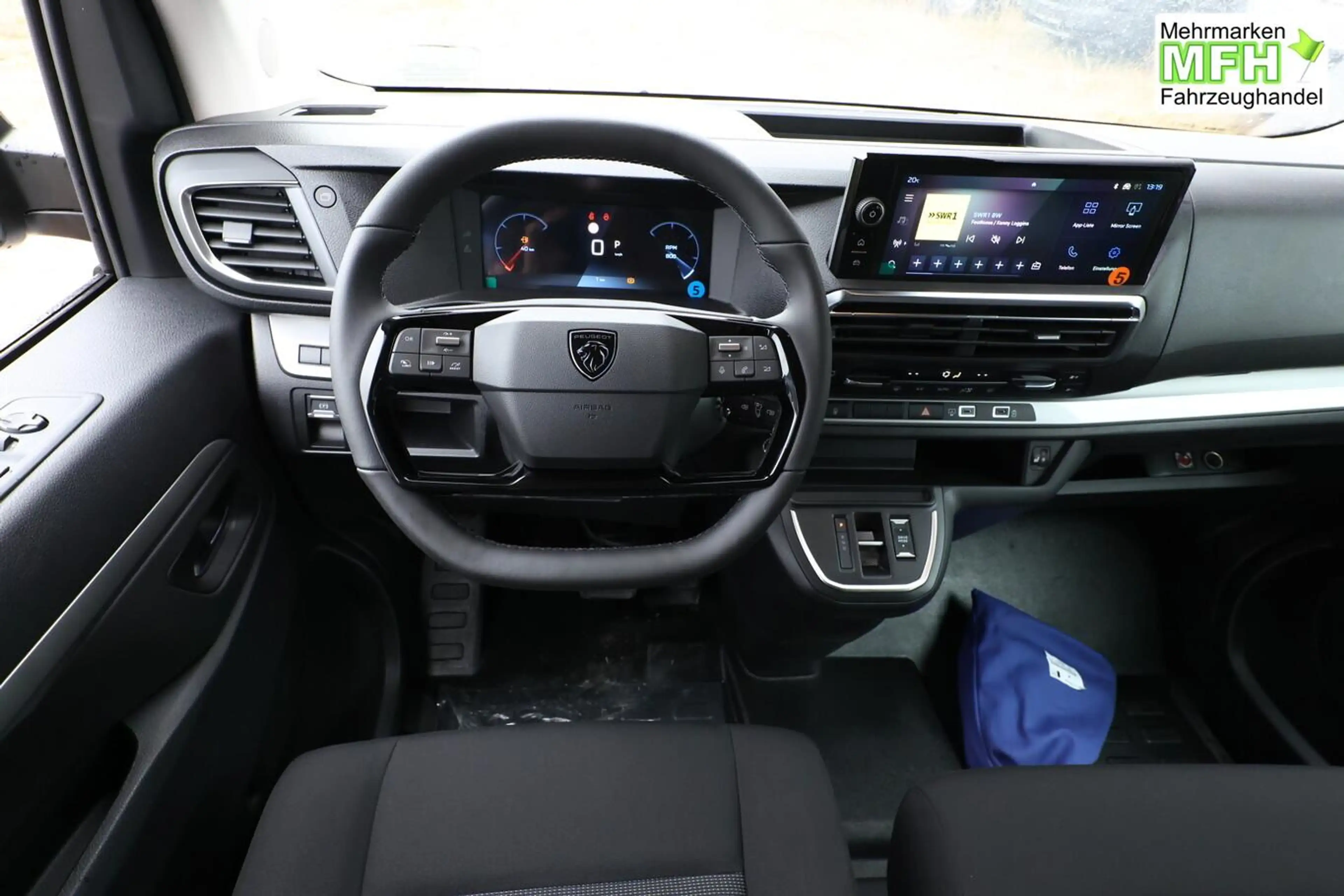 Peugeot Traveller Active L3 9S KlimaP AHK SHZ CarP LED 132 kW (17... — photo 6