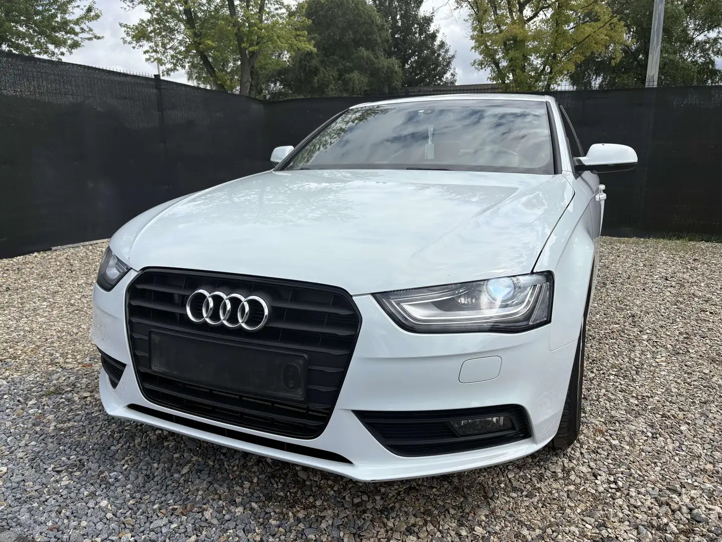 Audi A4 2.0 TDi Multitronic  EXPORT OU MARCHAND Blanc - 1