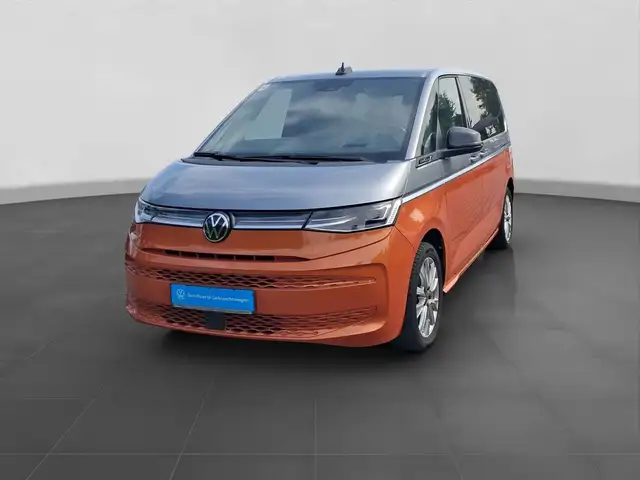 Volkswagen Multivan view 2