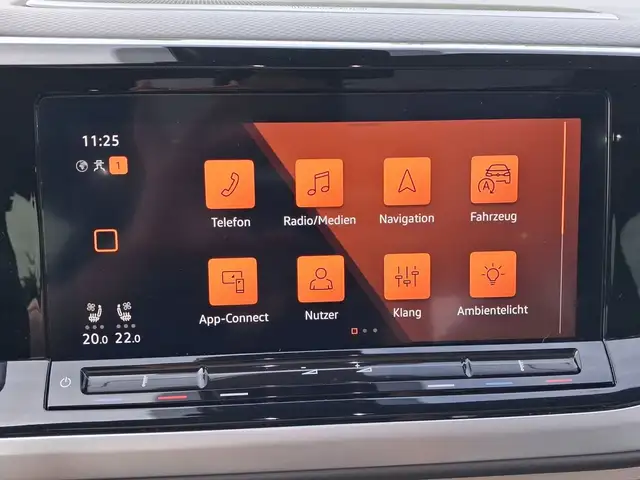 Volkswagen Multivan view 12