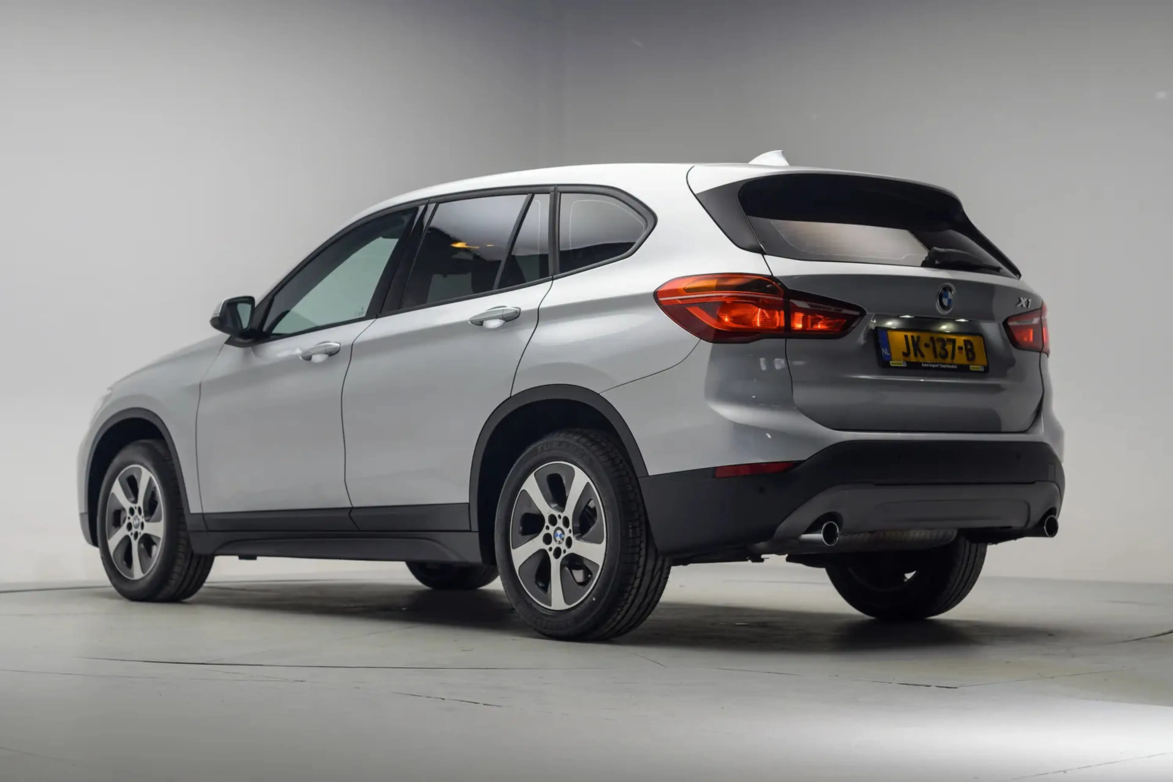 BMW X1 20i 192pk Executive Aut.[ Climate Cruise PDC voor — photo 3