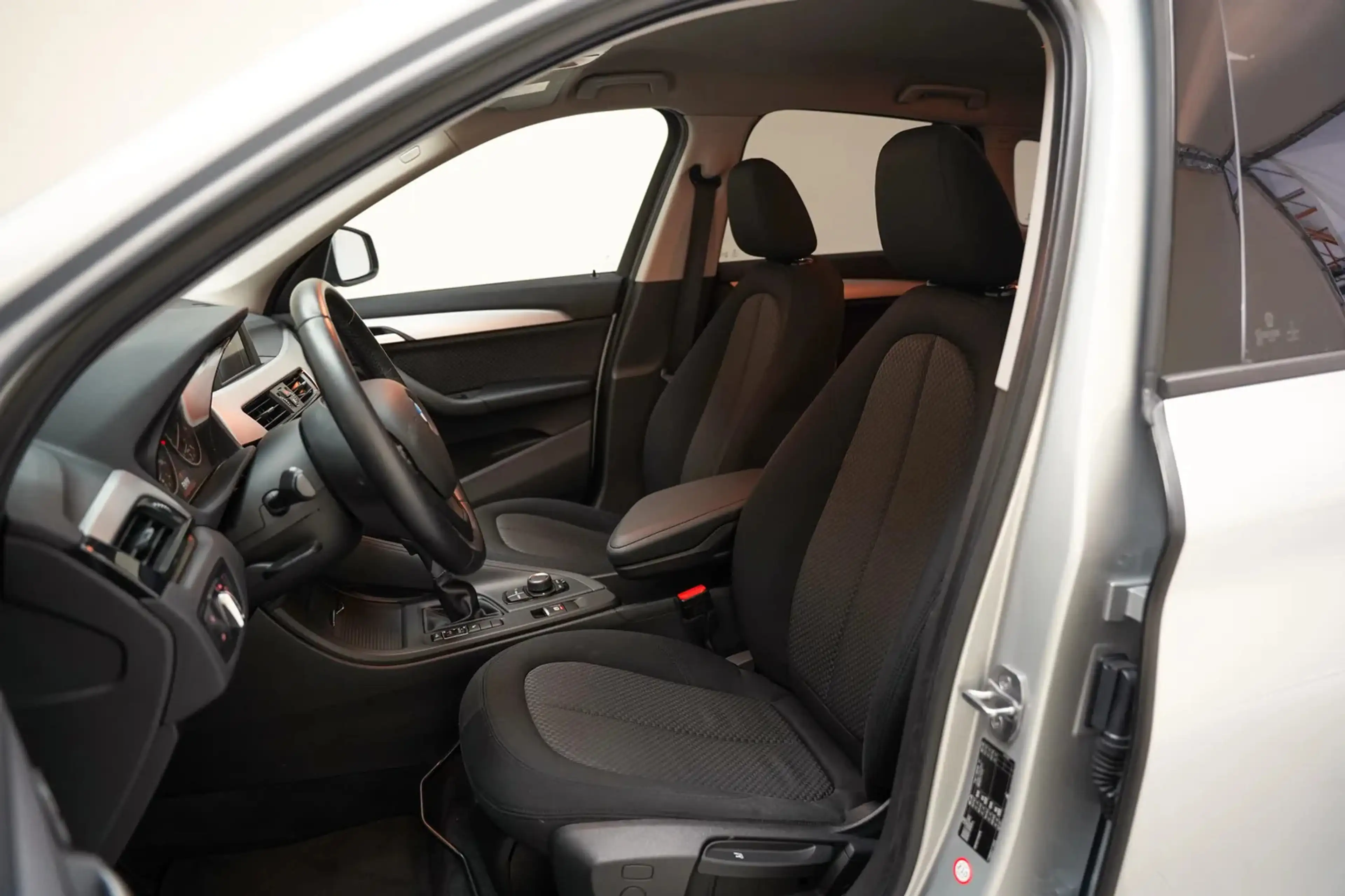 BMW X1 20i 192pk Executive Aut.[ Climate Cruise PDC voor — photo 11