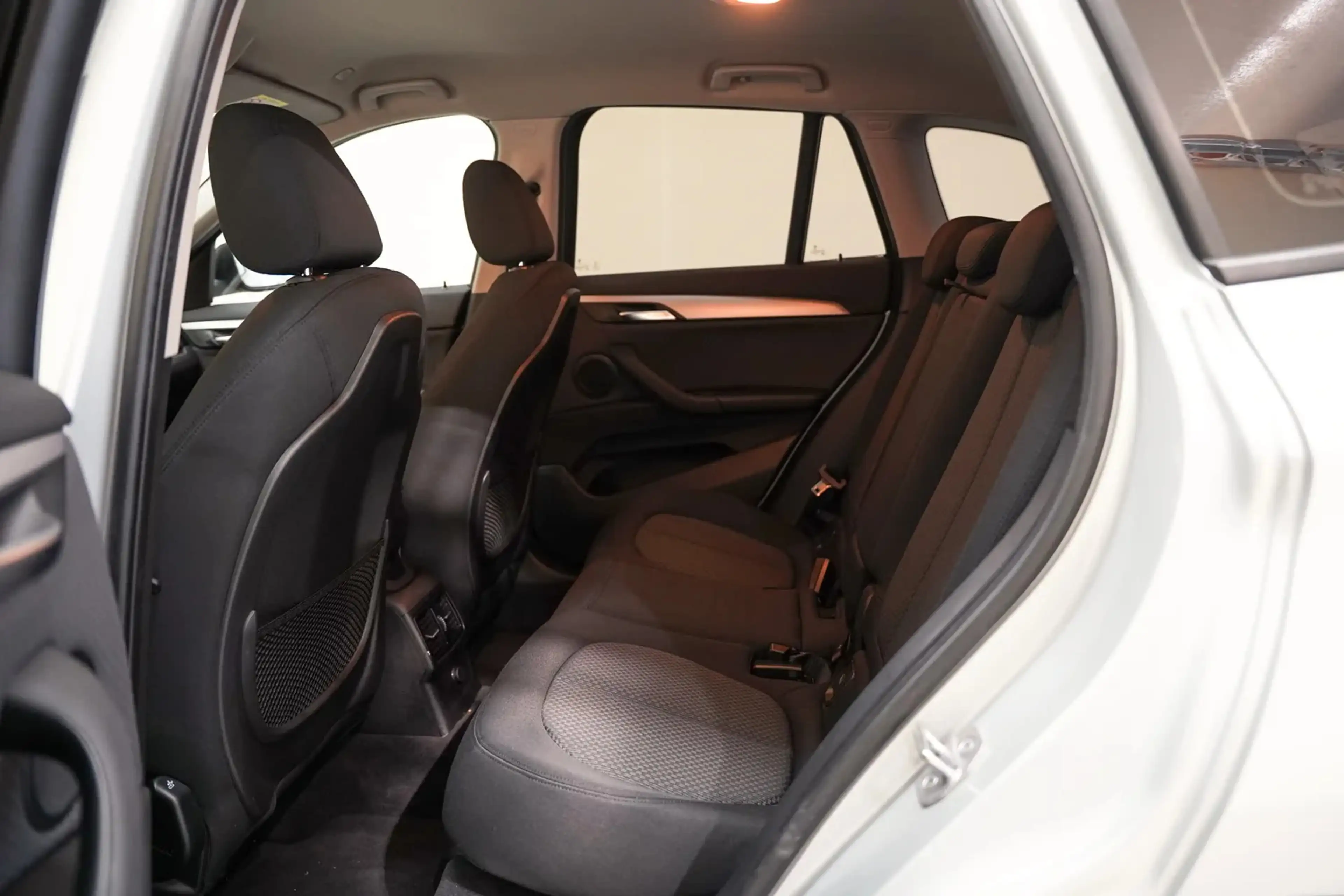 BMW X1 20i 192pk Executive Aut.[ Climate Cruise PDC voor — photo 8