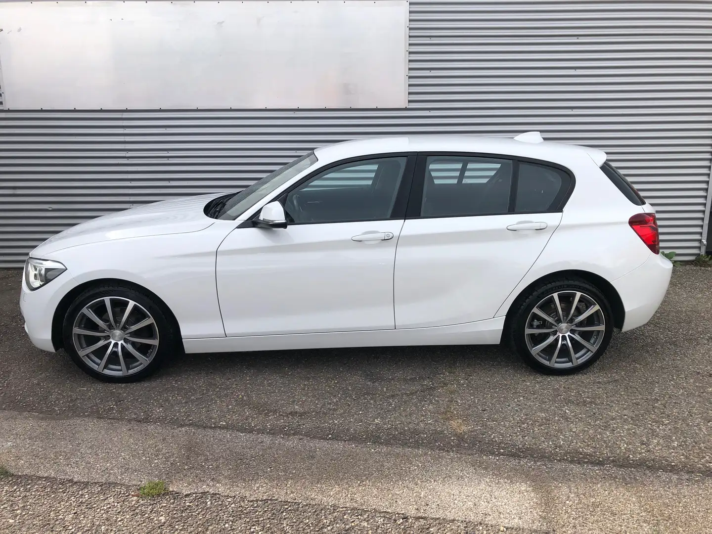 BMW 116 116d Efficient Dynamics Edition #TOP ZUSTAND # Weiß - 2