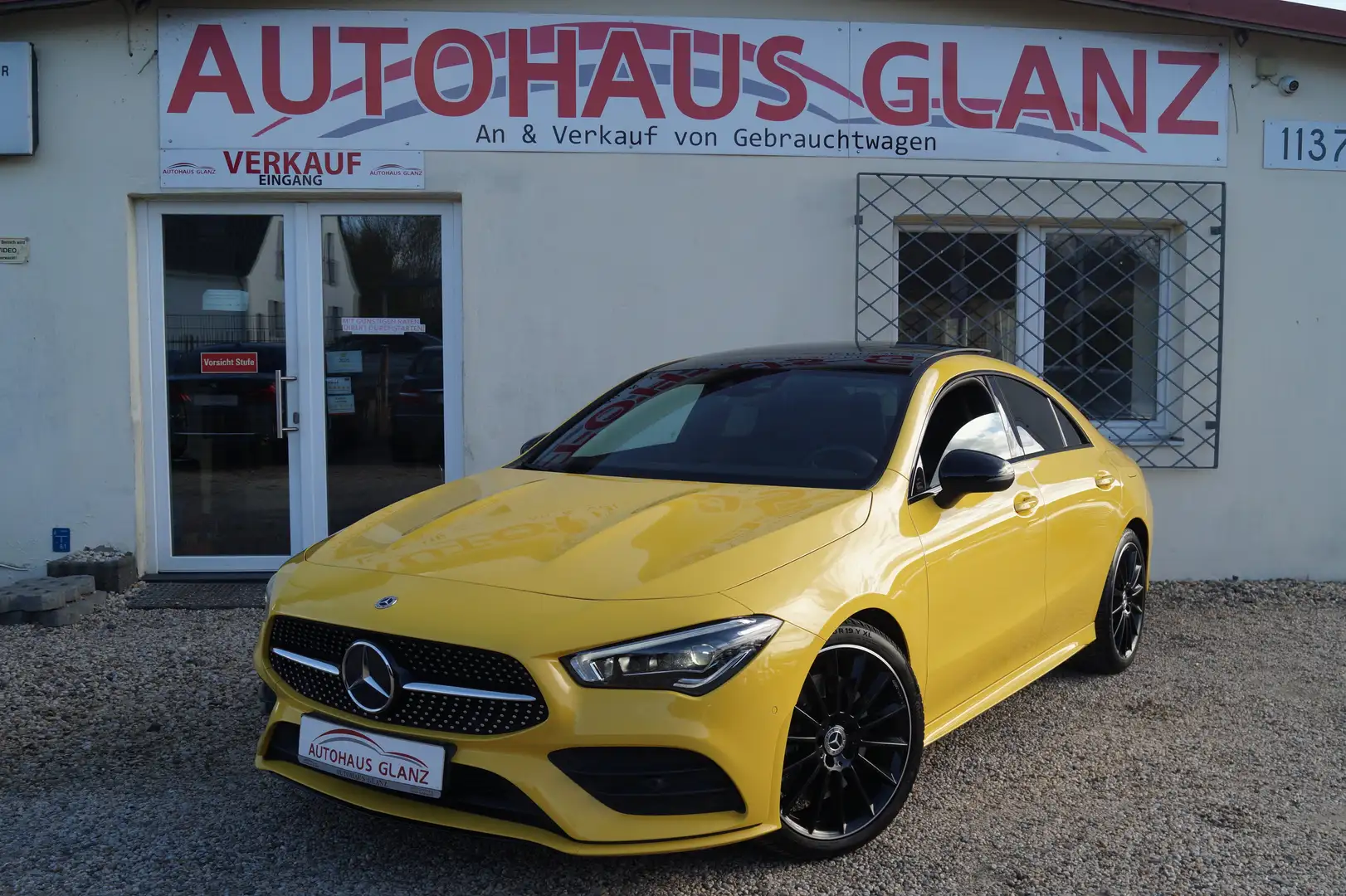 Mercedes-Benz CLA 250 CLA 250 4Matic AMG Pano*Virtual Gelb - 1
