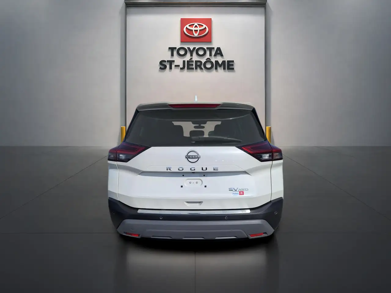 Nissan Rogue снимка Nissan Rogue