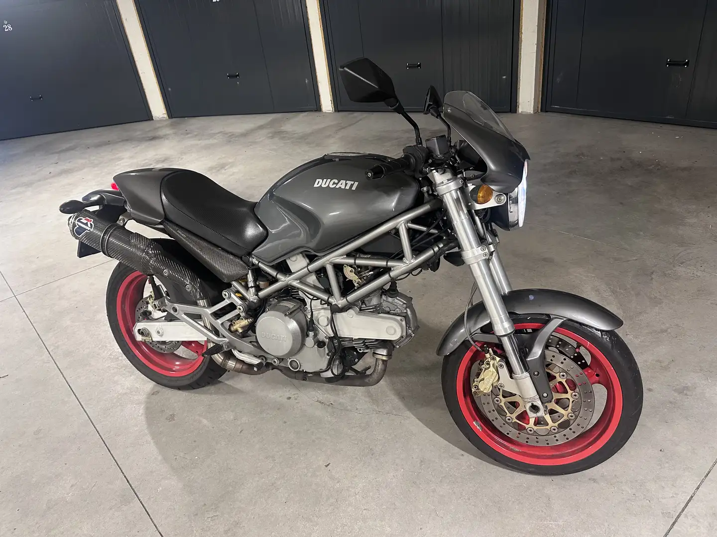Ducati Monster 620 SENNA Plateado - 1