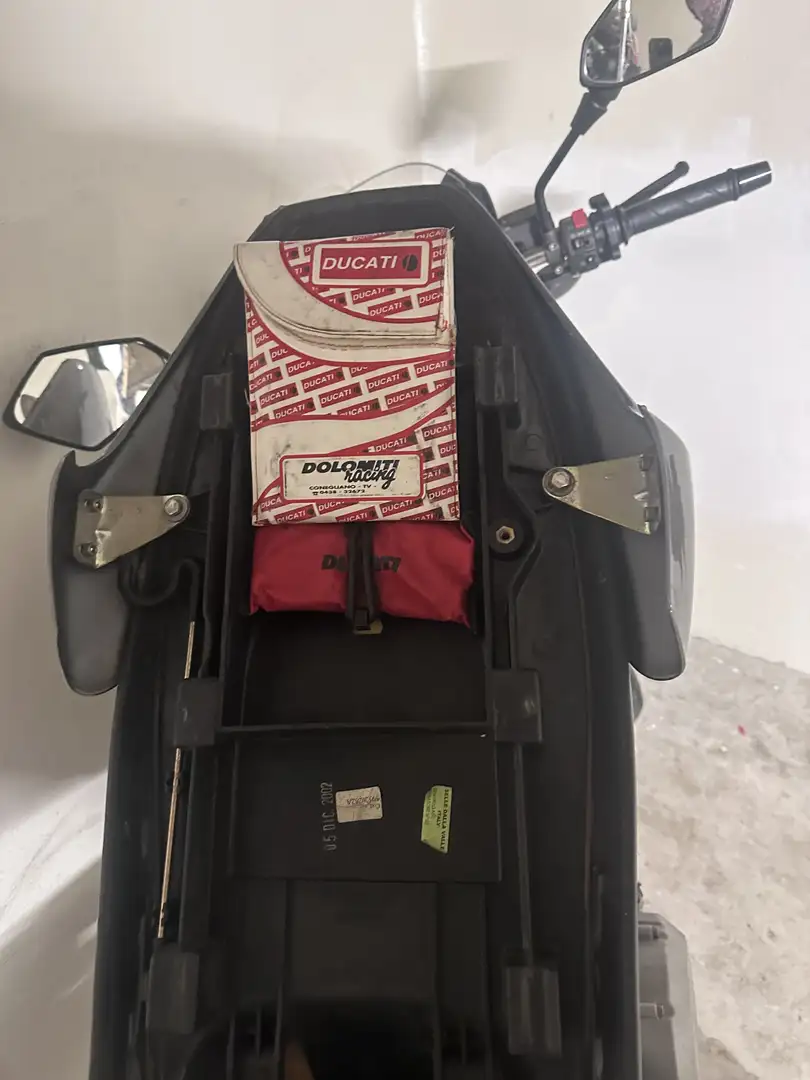 Ducati Monster 620 SENNA Plateado - 2