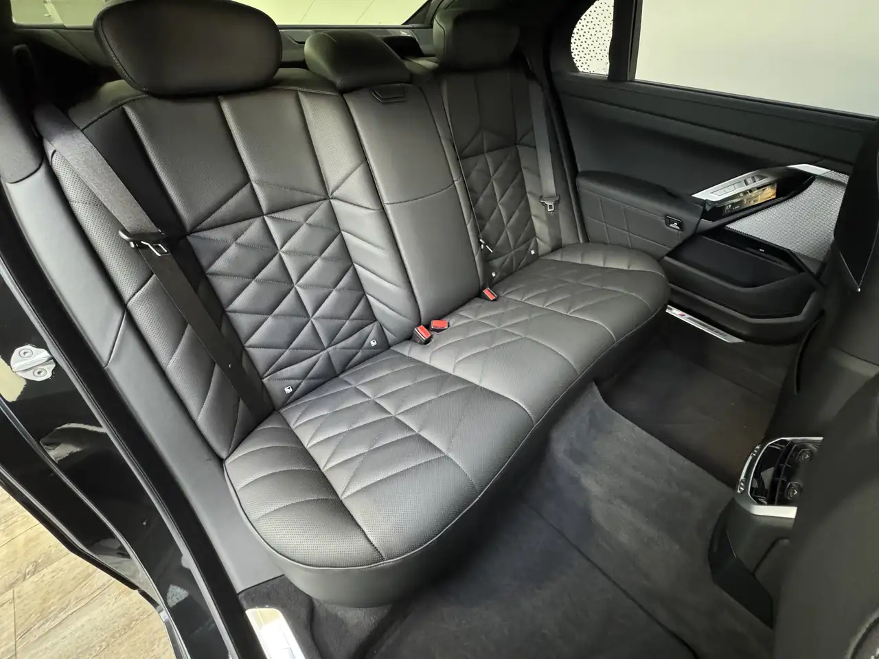 BMW 750 xDrive M Sport Pro AHK ACC 360°, миниатюра 24