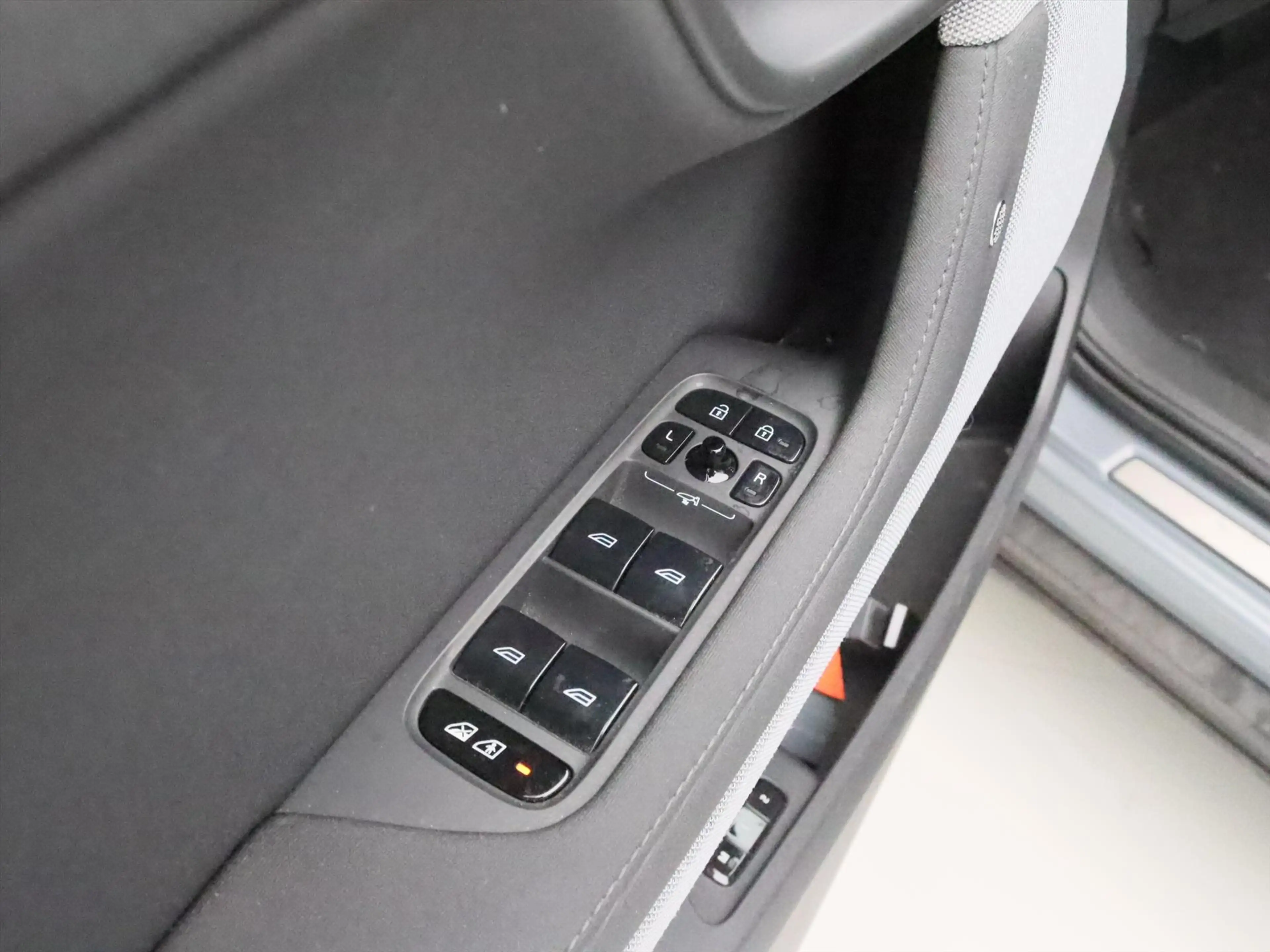 Polestar 2 Long Range Dual Motor 408PK 78kWh 91,87% SoH [ PIL — photo 19