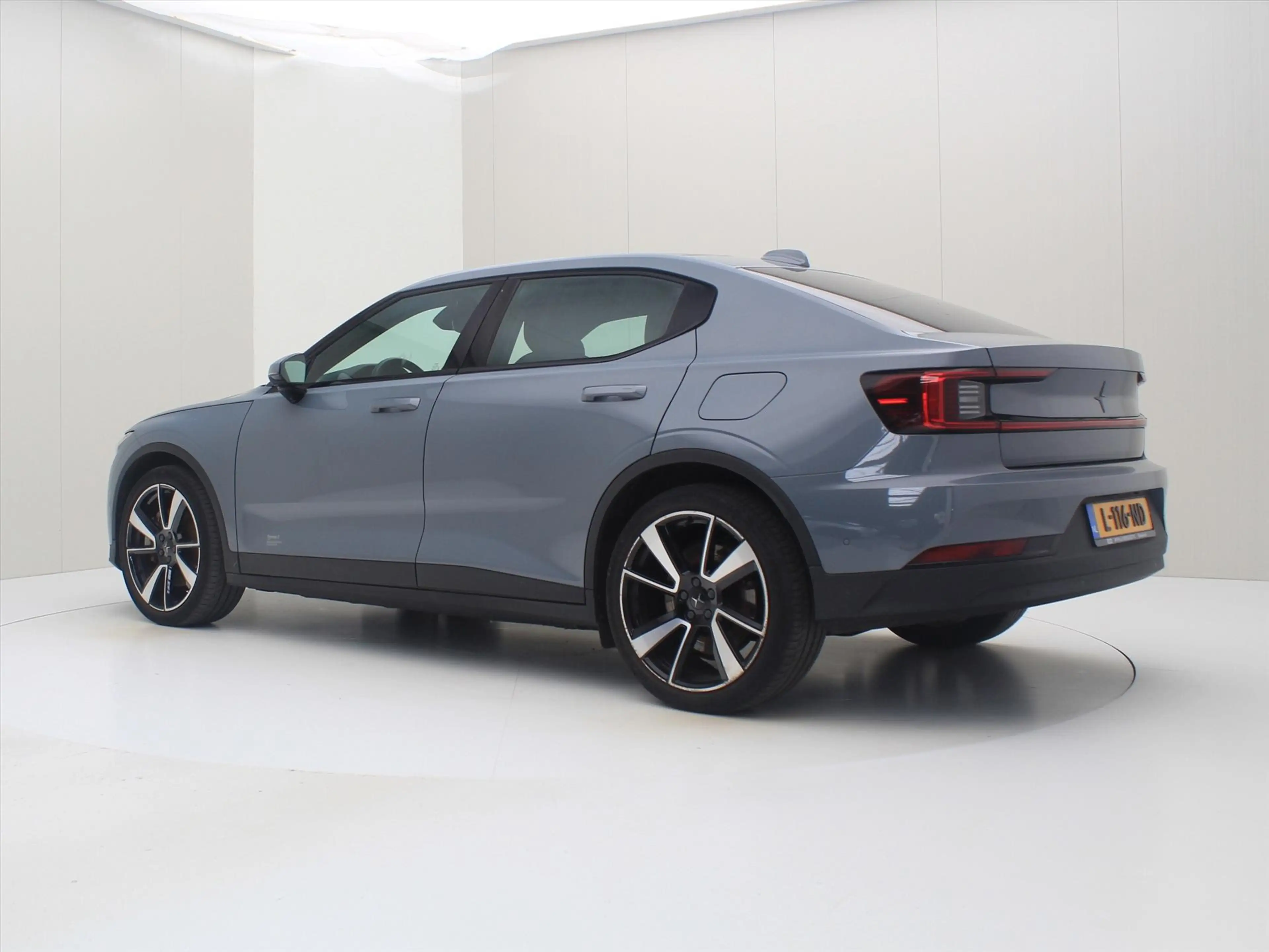 Polestar 2 Long Range Dual Motor 408PK 78kWh 91,87% SoH [ PIL — photo 4