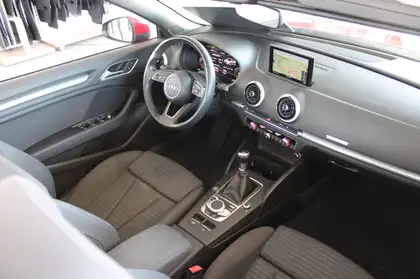 Annonce voiture d'occasion Audi Cabriolet - CARADIZE