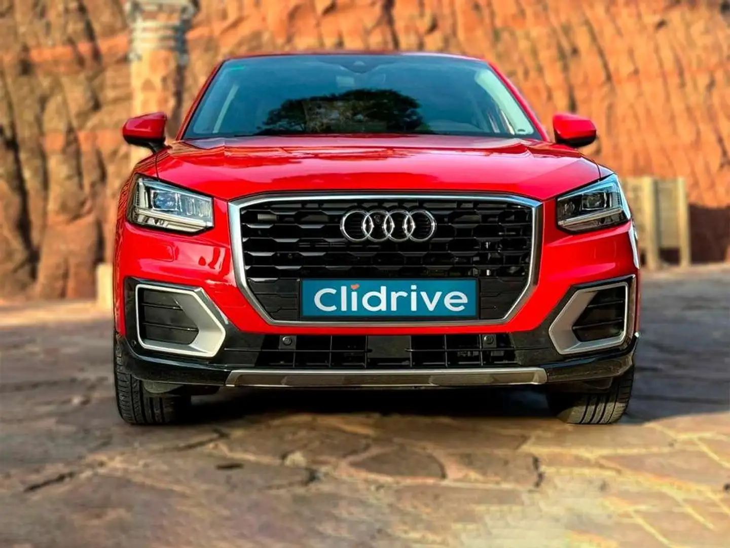 Audi Q2 30 TDI Design S tronic 85kW Rojo - 2