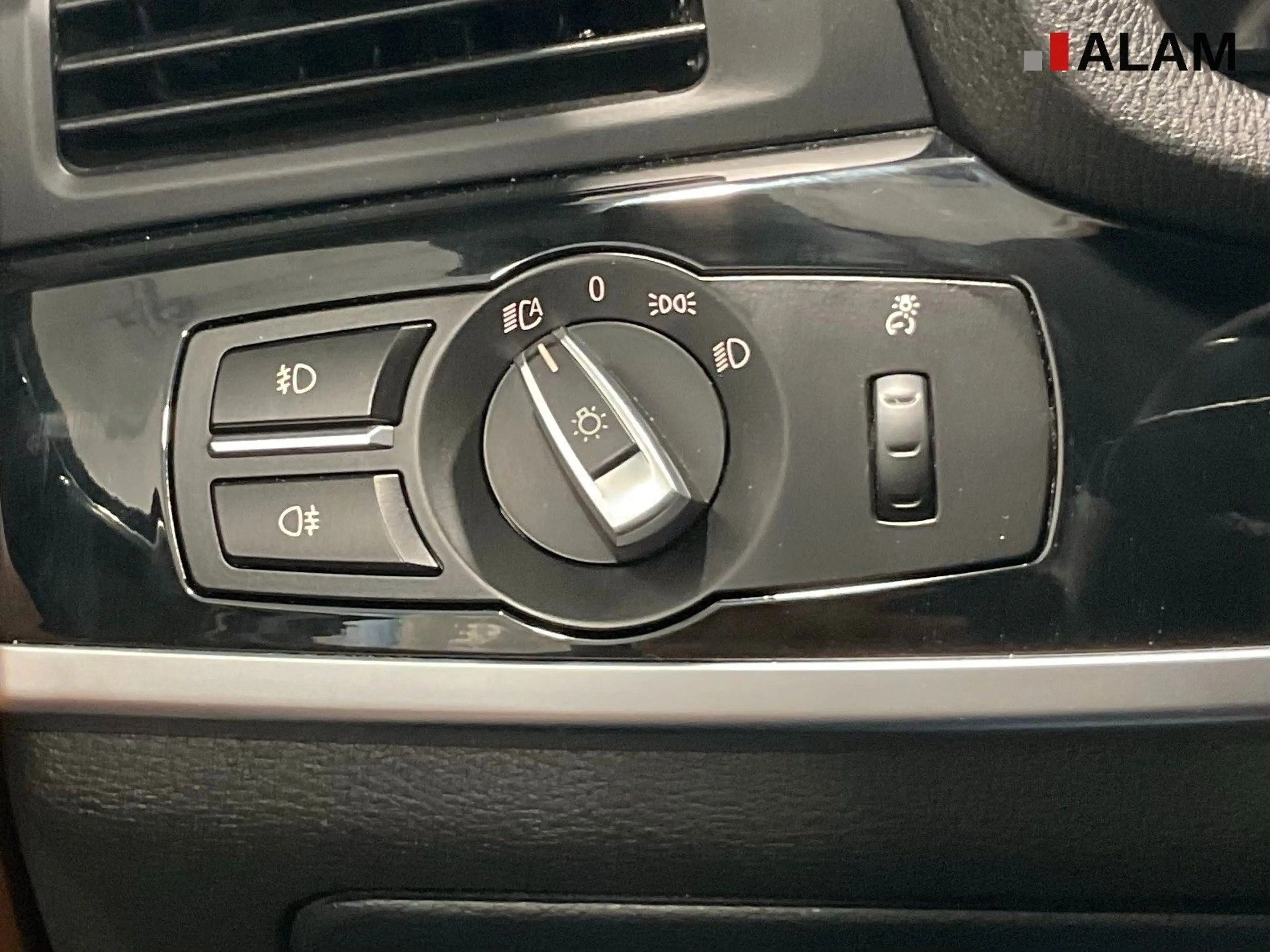 BMW X4 xDrive30d M Sport AHK Schiebedach Sport Aut. — photo 13