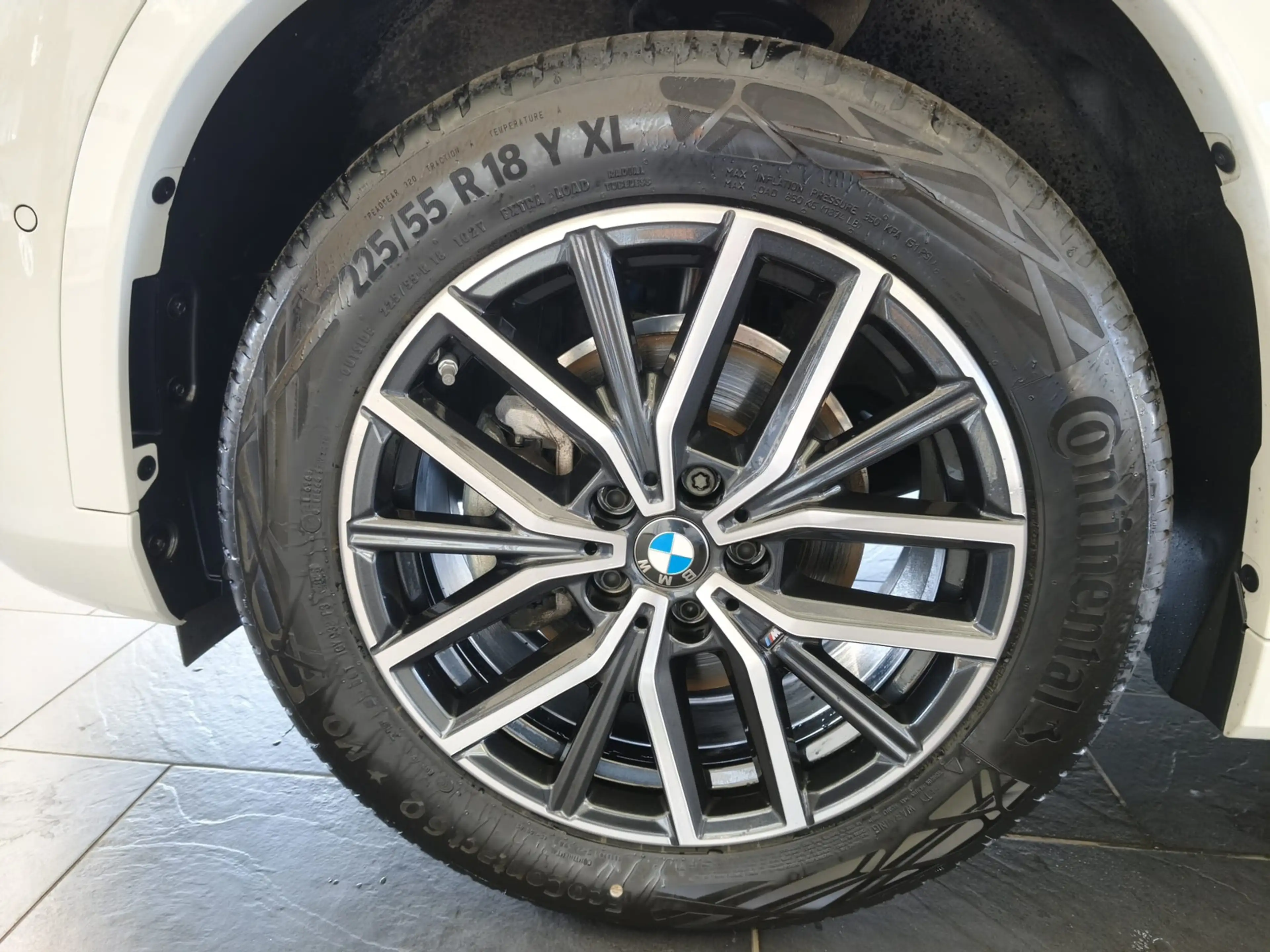 BMW X1 sDrive 18i M Sport A-LED/AHK/RFK — photo 15
