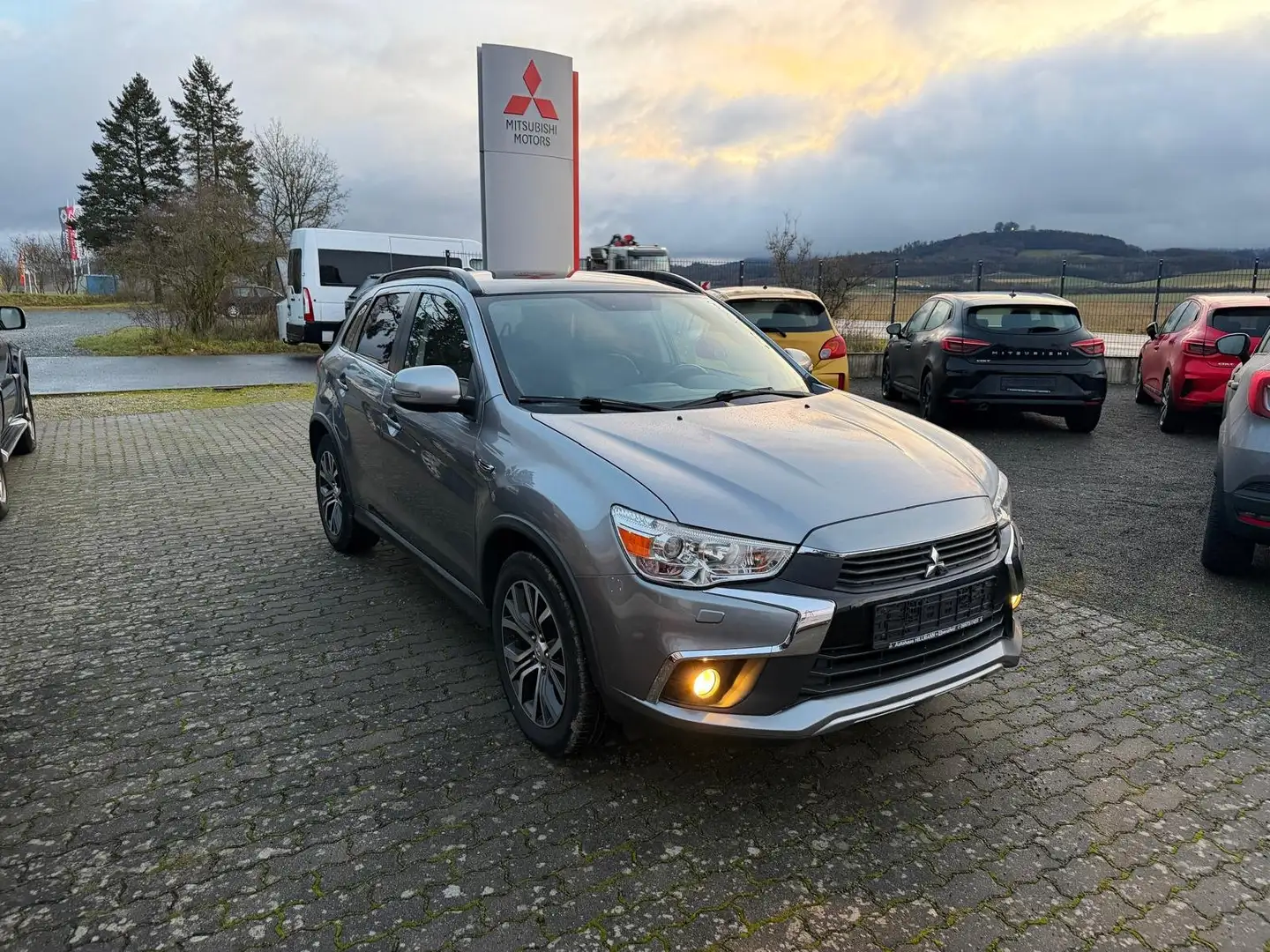 Mitsubishi ASX TOP 2WD DID Gris - 2