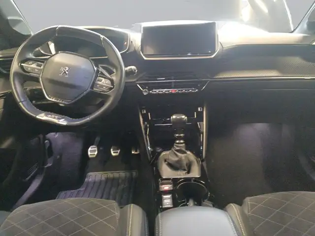 Peugeot 208 view 10