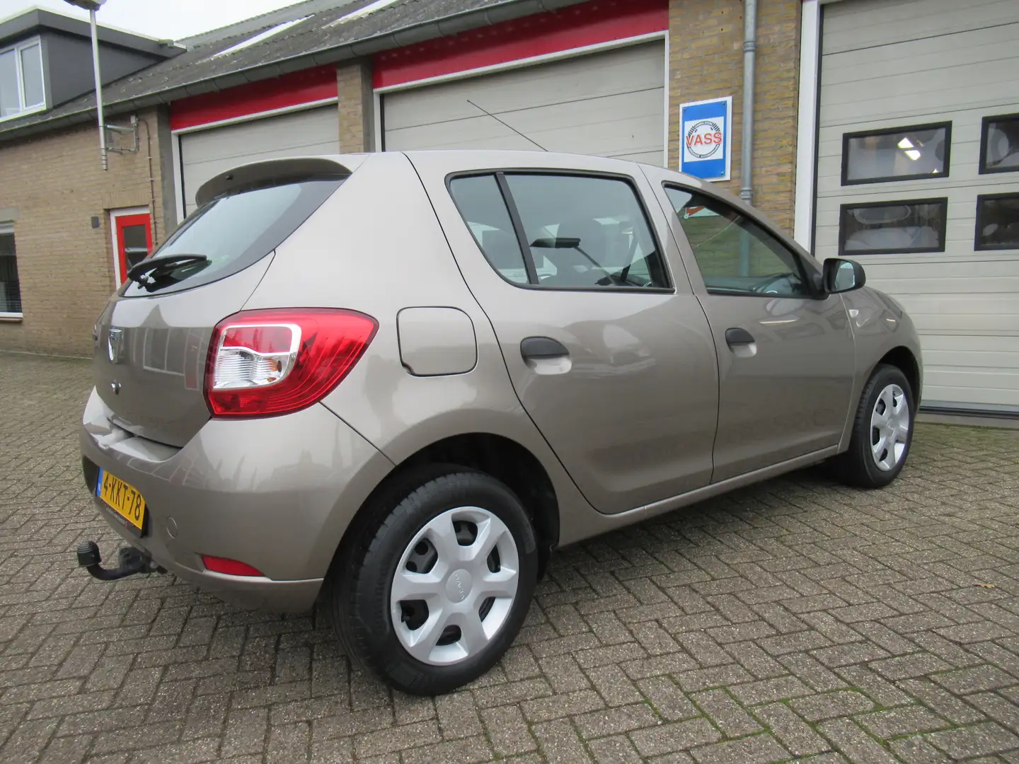 Dacia Sandero 0.9 TCe Ambiance Bruin - 2