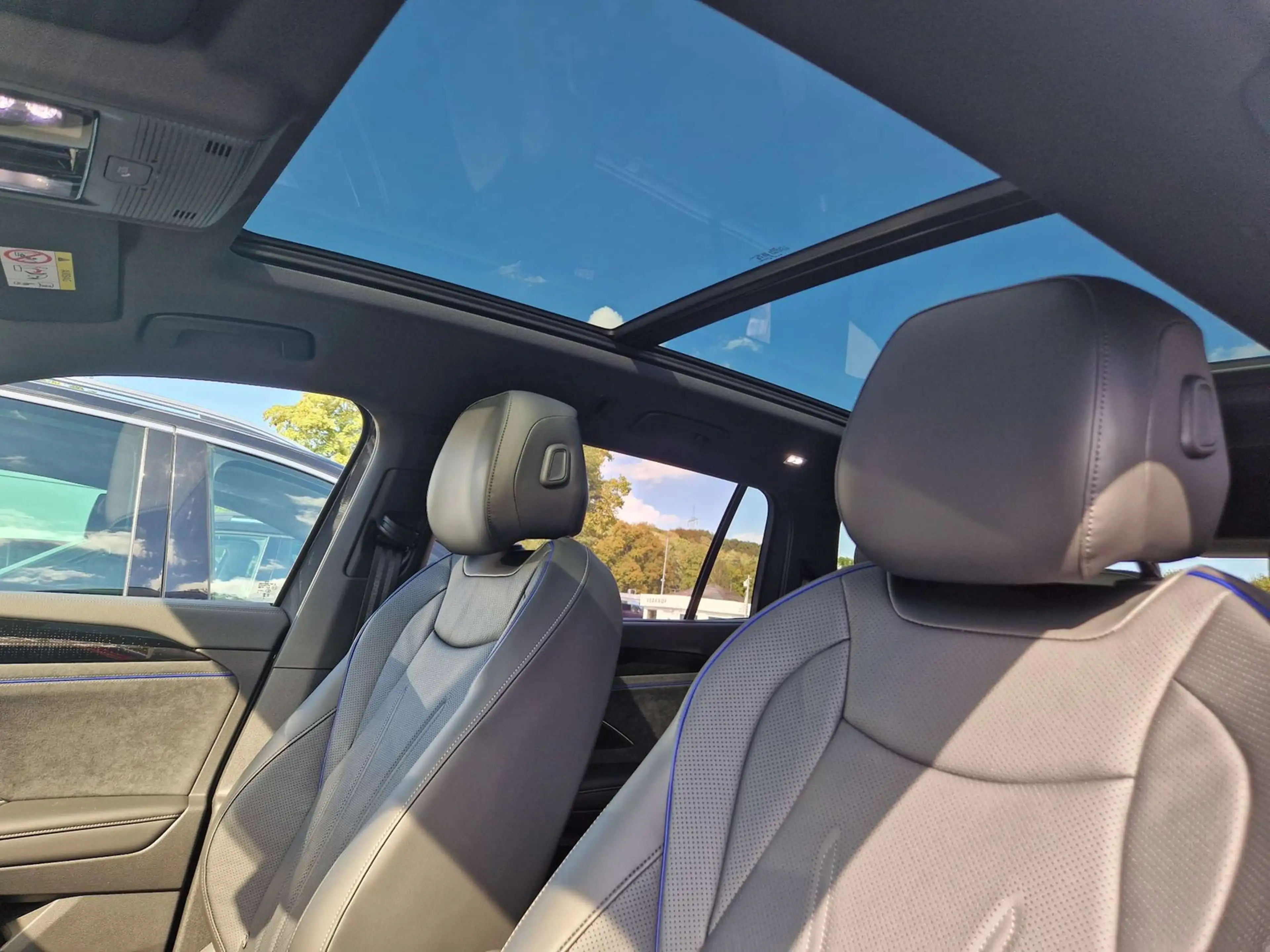 Volkswagen Tayron 1,5 eHybrid DSG R-LINE BLACK STYLE PANO LEDER A... — photo 5