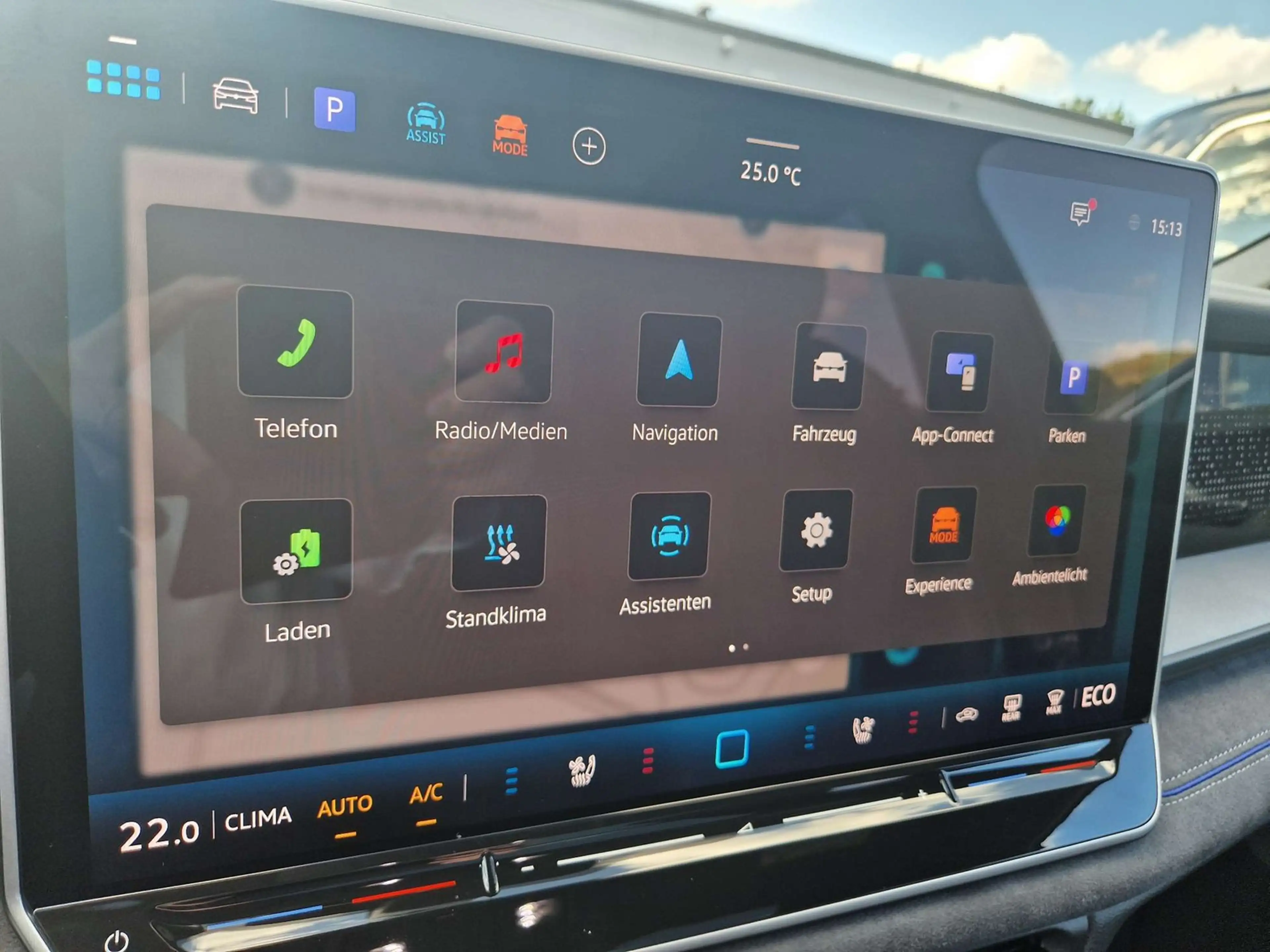 Volkswagen Tayron 1,5 eHybrid DSG R-LINE BLACK STYLE PANO LEDER A... — photo 8