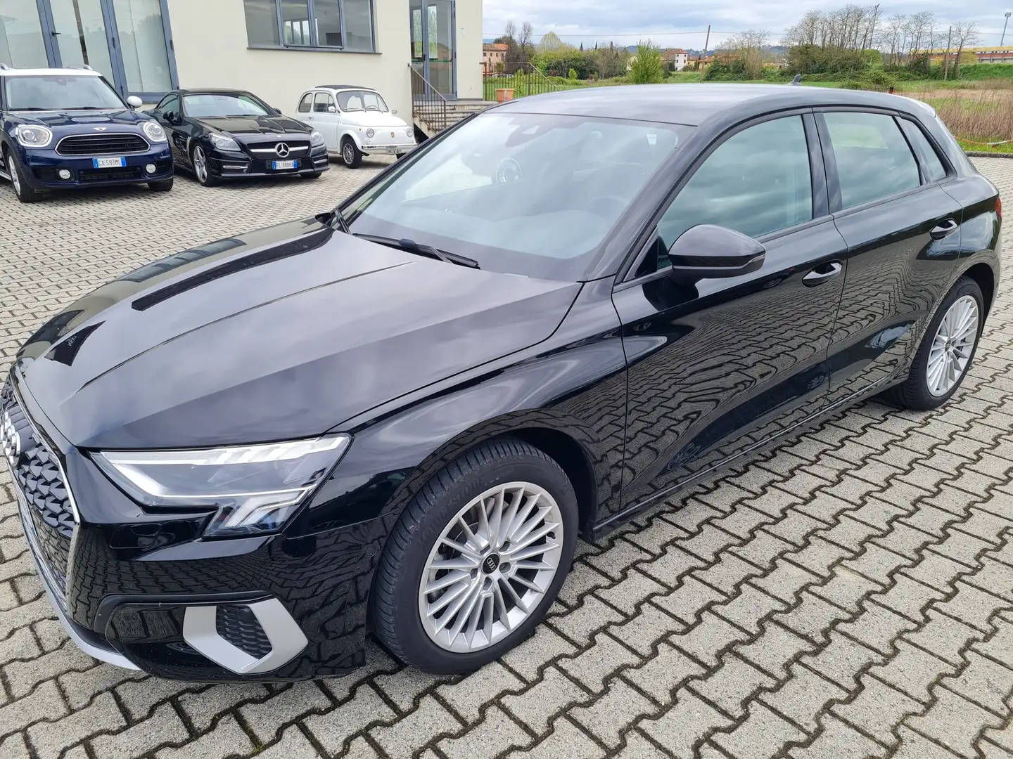 Audi A3 SPB 30 TDI ADVANCED Nero - 2