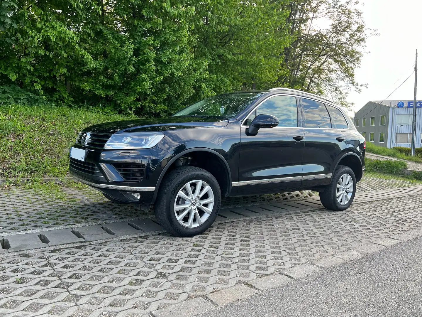 Volkswagen Touareg 3.0TDI V6 BMT TerrainTech Premium 193kW Tip. Negro - 2