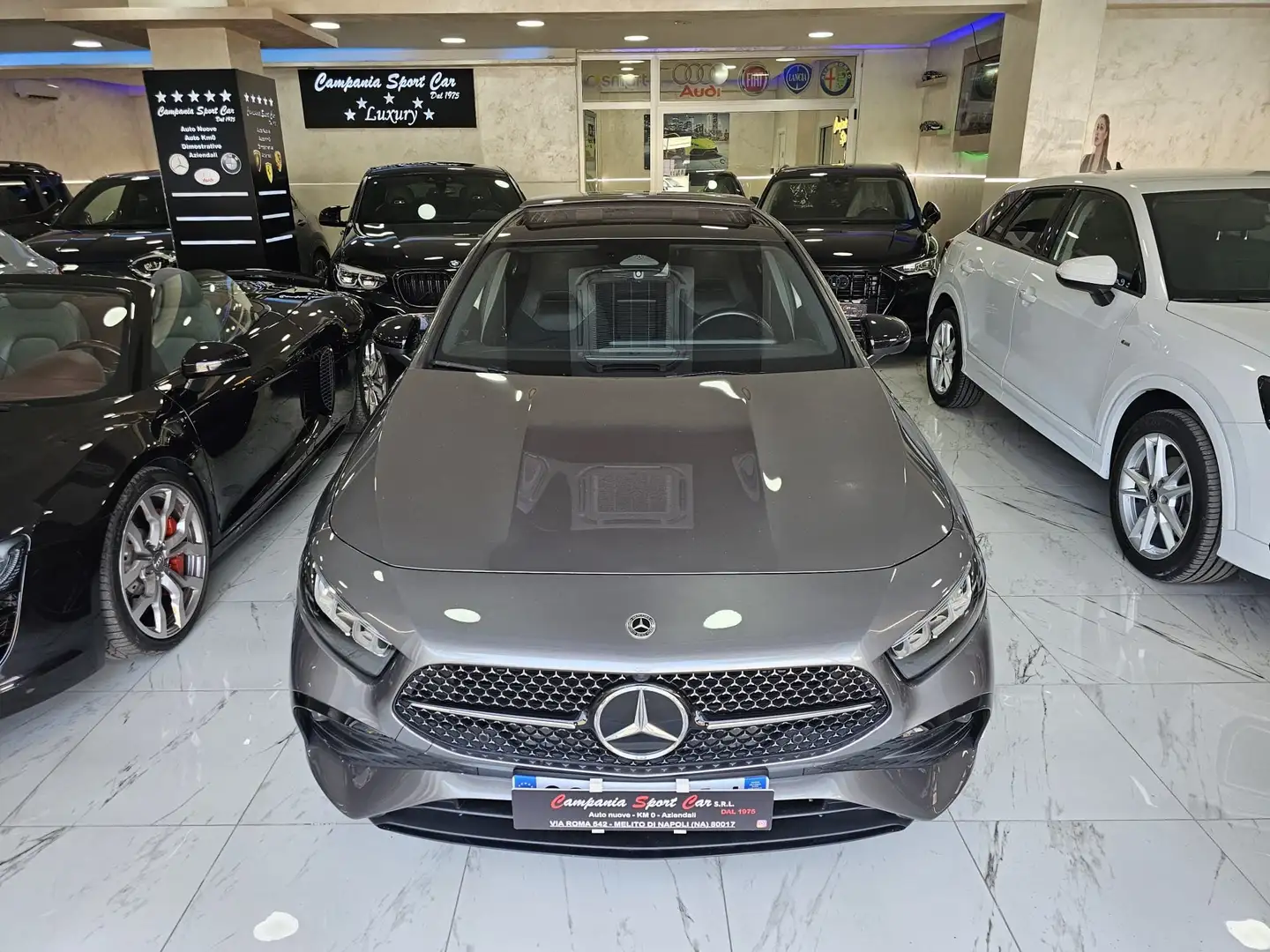 Mercedes-Benz A 180 AMG LINE PREMIUM 2.0d 116CV CAMBIO AUTOMATIC TETTO Grigio - 2
