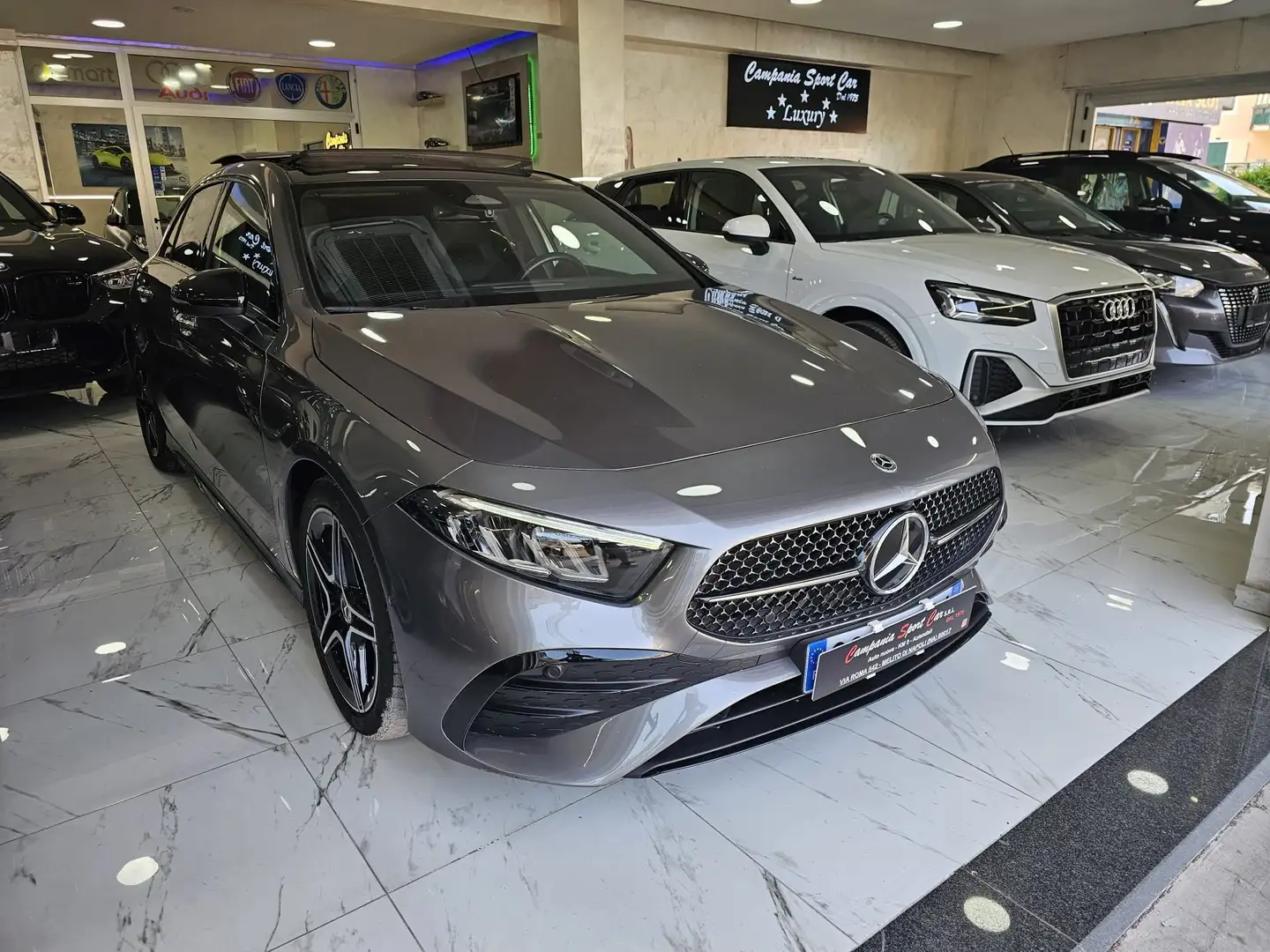 Mercedes-Benz A 180 AMG LINE PREMIUM 2.0d 116CV CAMBIO AUTOMATIC TETTO Grigio - 1