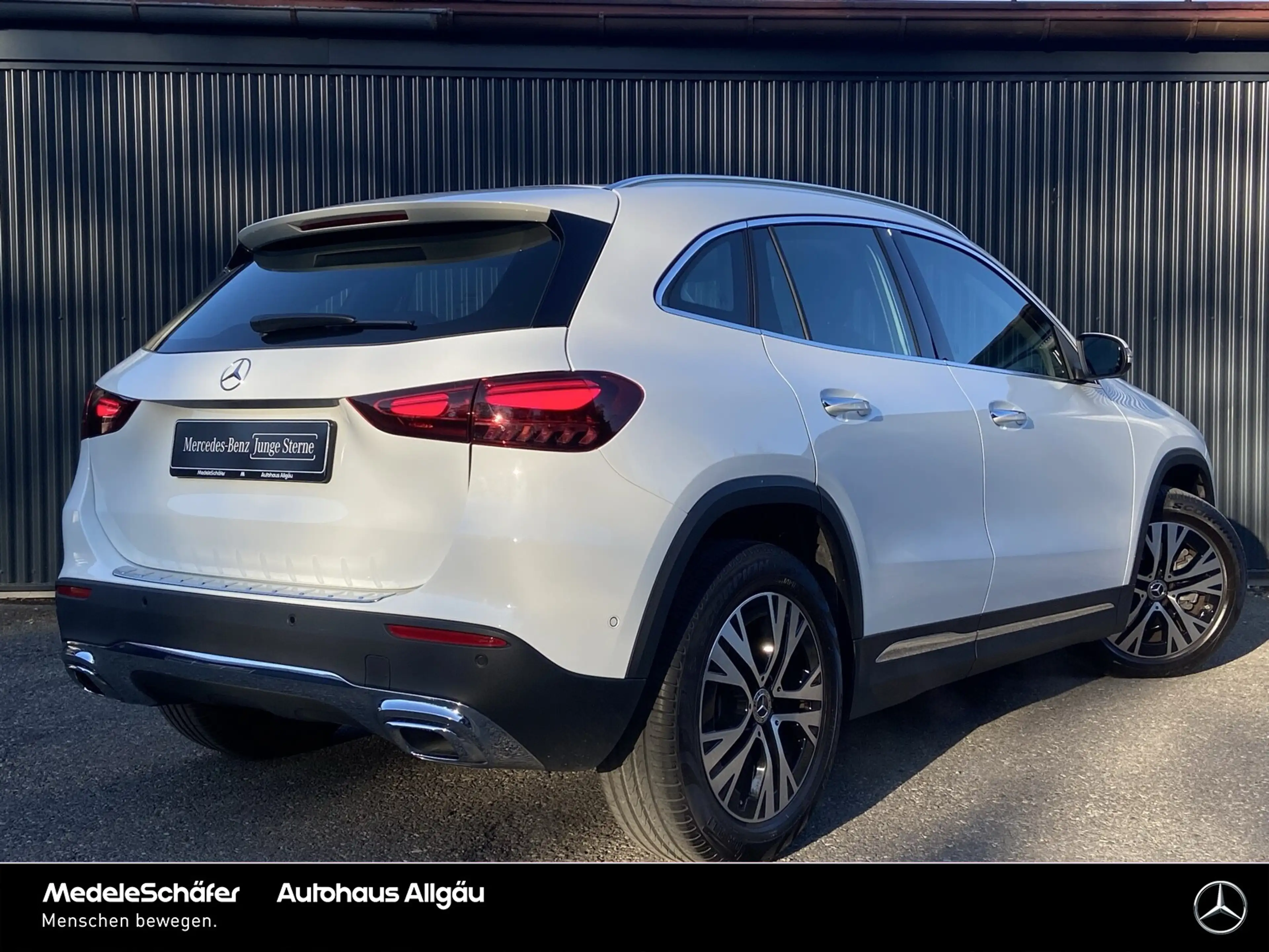 Mercedes-Benz GLA 220 GLA 220 d 4M Progressive Pano 360° Distronic LED — photo 5