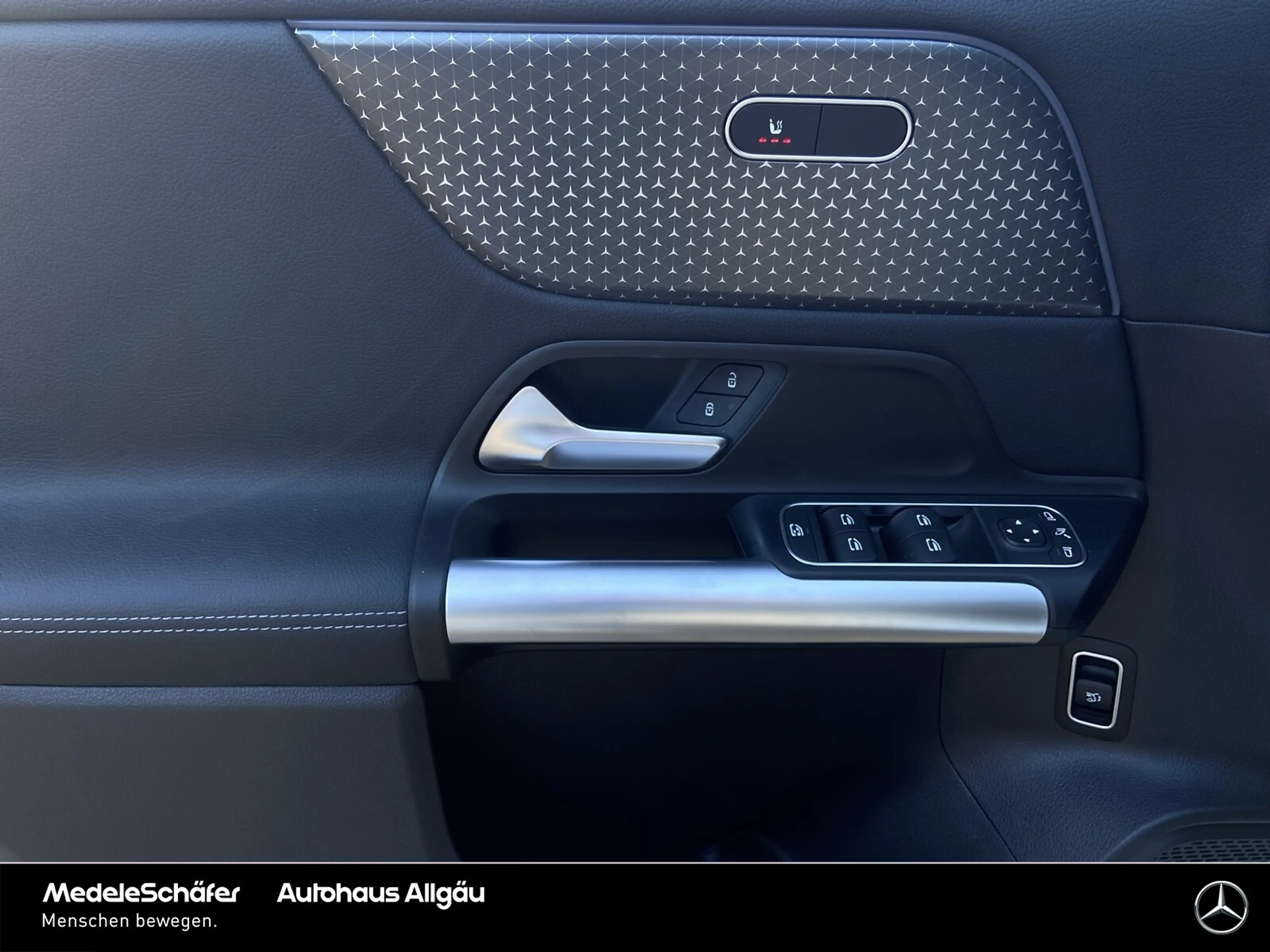 Mercedes-Benz GLA 220 GLA 220 d 4M Progressive Pano 360° Distronic LED — photo 13