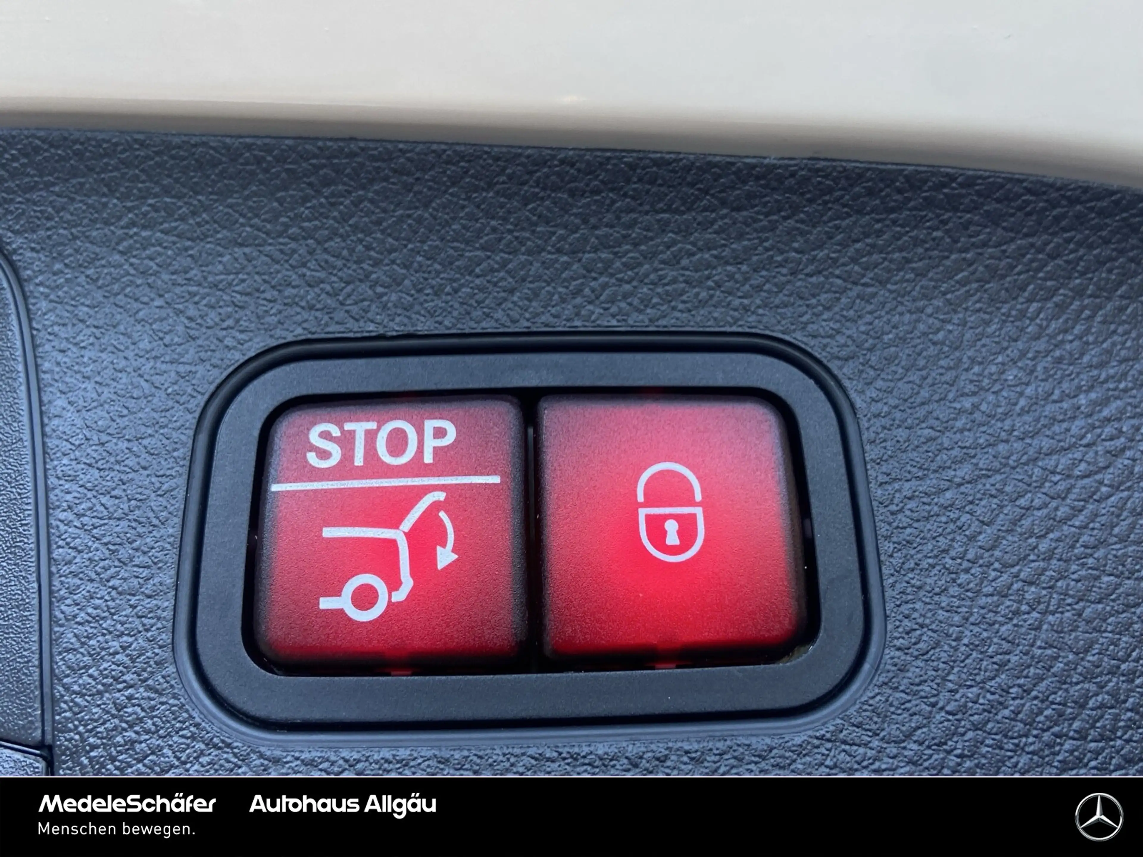 Mercedes-Benz GLA 220 GLA 220 d 4M Progressive Pano 360° Distronic LED — photo 11