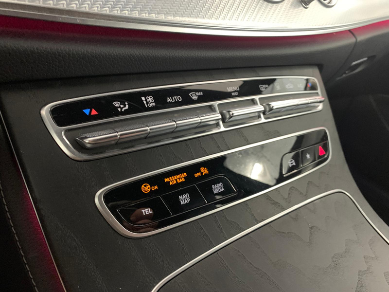 Mercedes-Benz E 300 E300 de AMG V-LEDER/DISTR/BURMESTER/AHK/NIGHT/KAM — photo 13
