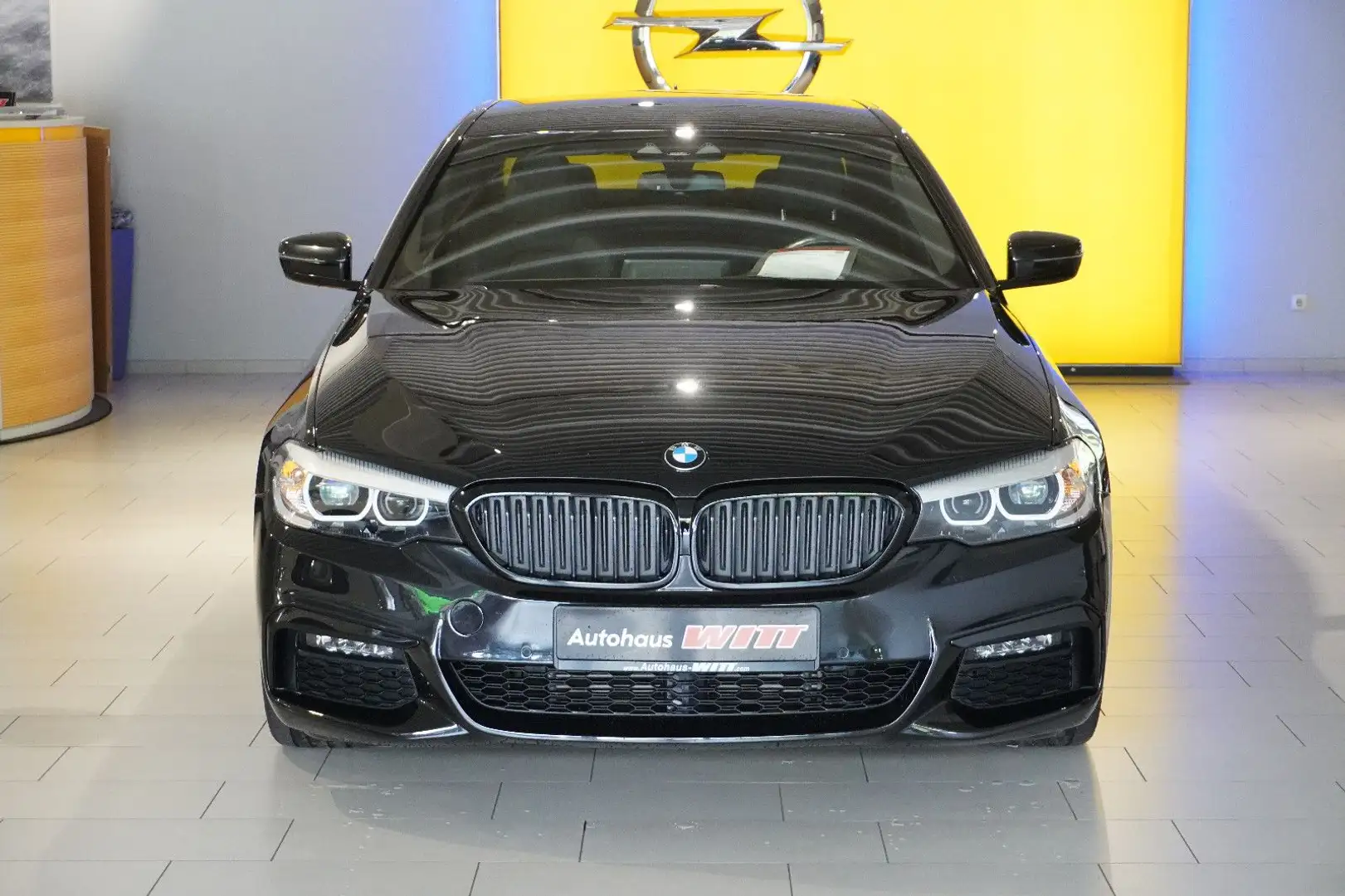 BMW 520 i °M-Sportpaket° Shadow-Line°H&K°ACC°Kamera° Schwarz - 2
