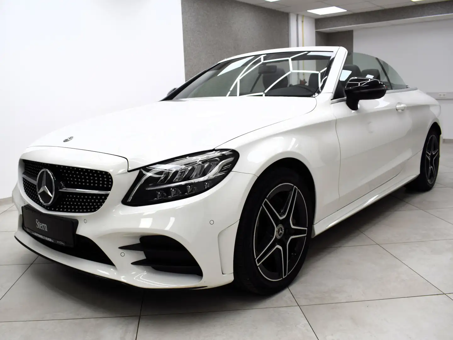 Mercedes-Benz C 180 Cabrio AMG Sport Night Navi AHK Komfort Blanc - 2