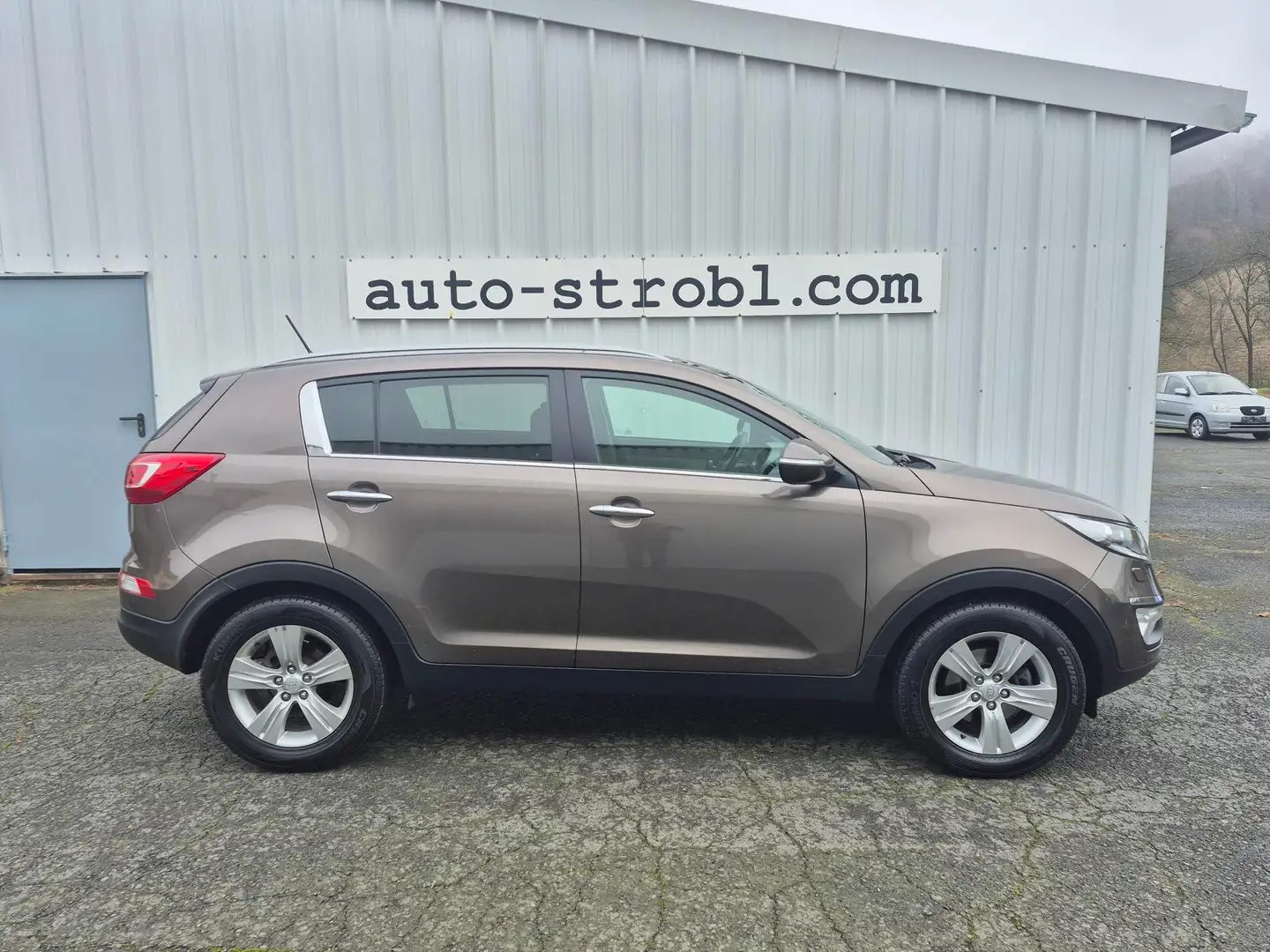 Kia Sportage Active 1,7 CRDi DPF Beige - 2
