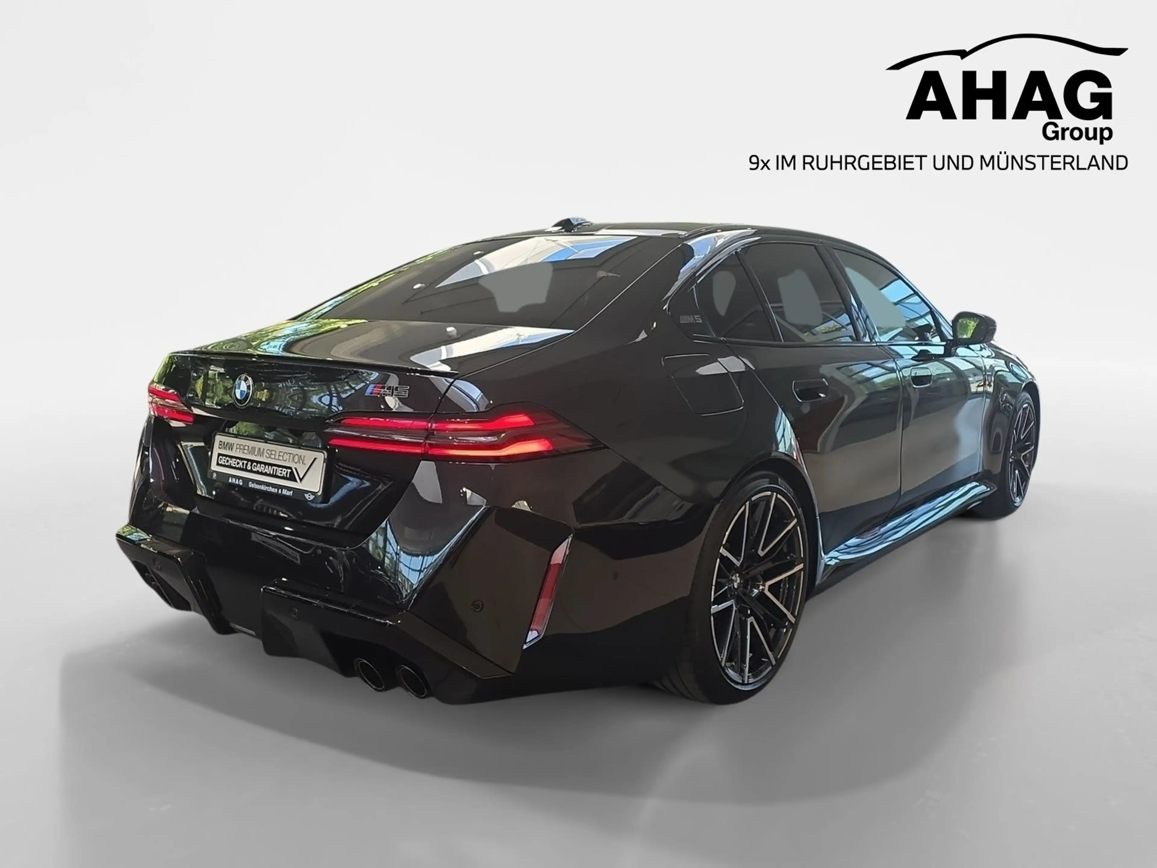 BMW M5 Limousine — photo 4
