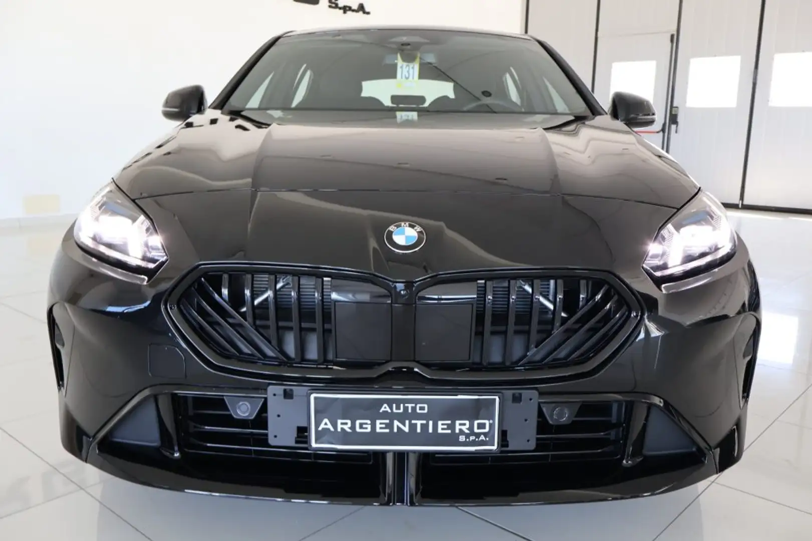 BMW 118 d MSport Pro solo 1.656 km!!!!! cerchi 19 pinze r Nero - 2