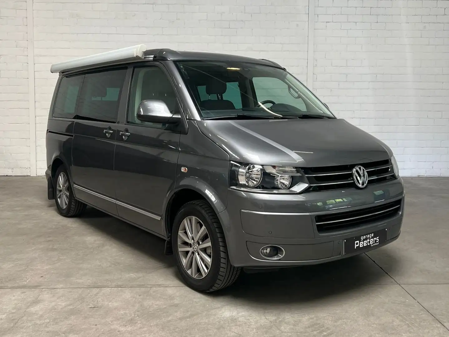 Volkswagen T5 California DSG Gris - 1