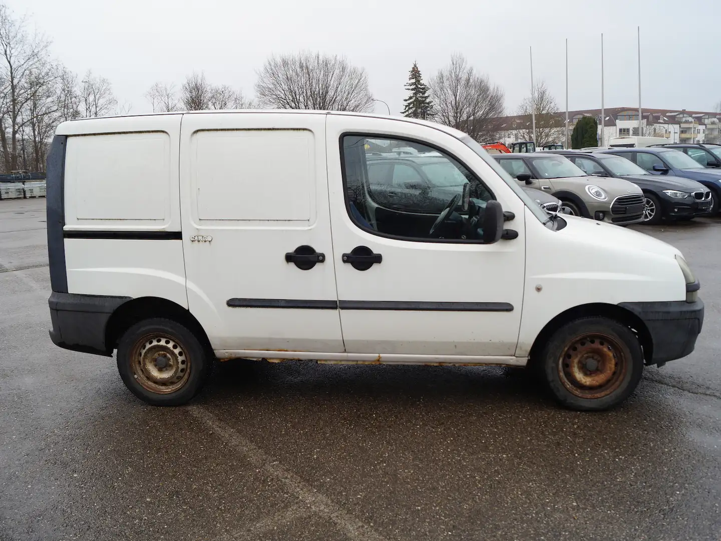 Fiat Doblo Cargo 1.9 JTD SX Kasten * OHNE TÜV * Weiß - 2