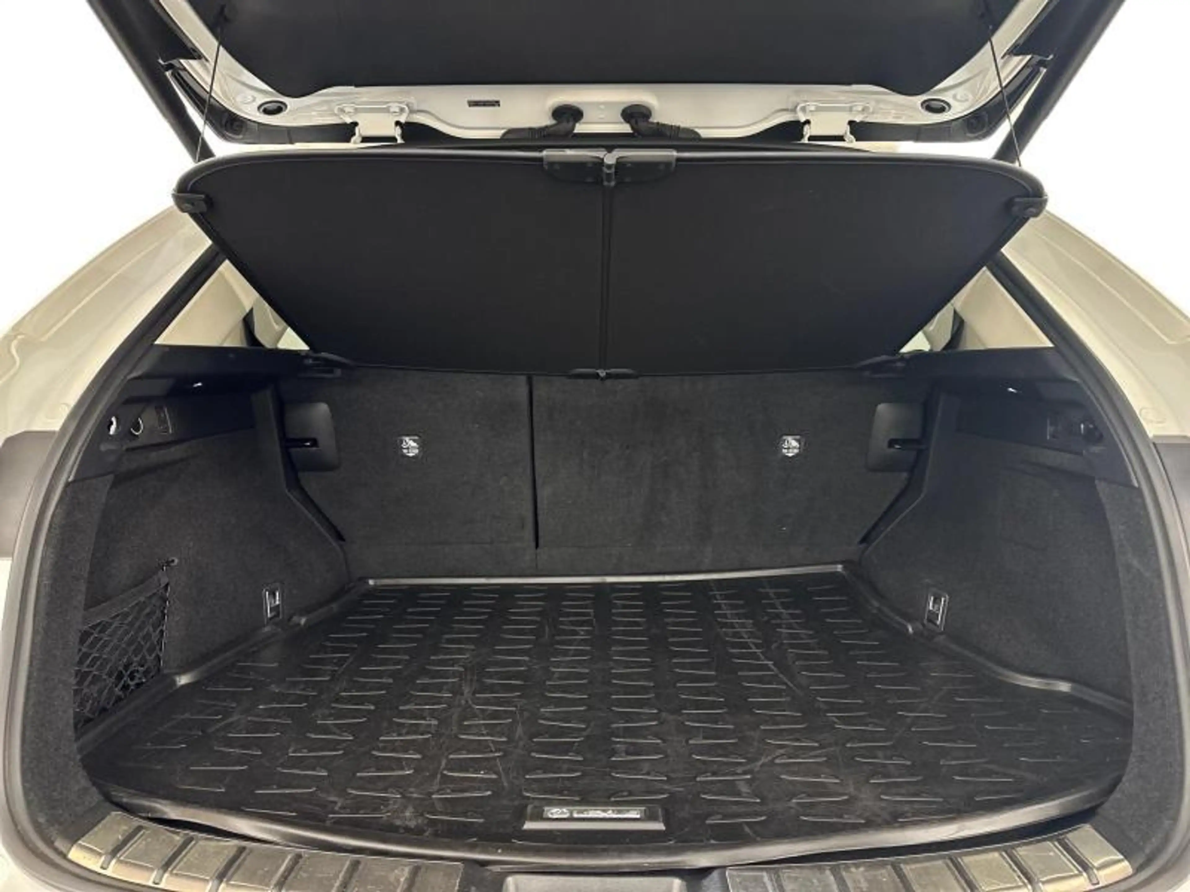 Lexus NX 450h+ Executive Line PHEV — photo 9