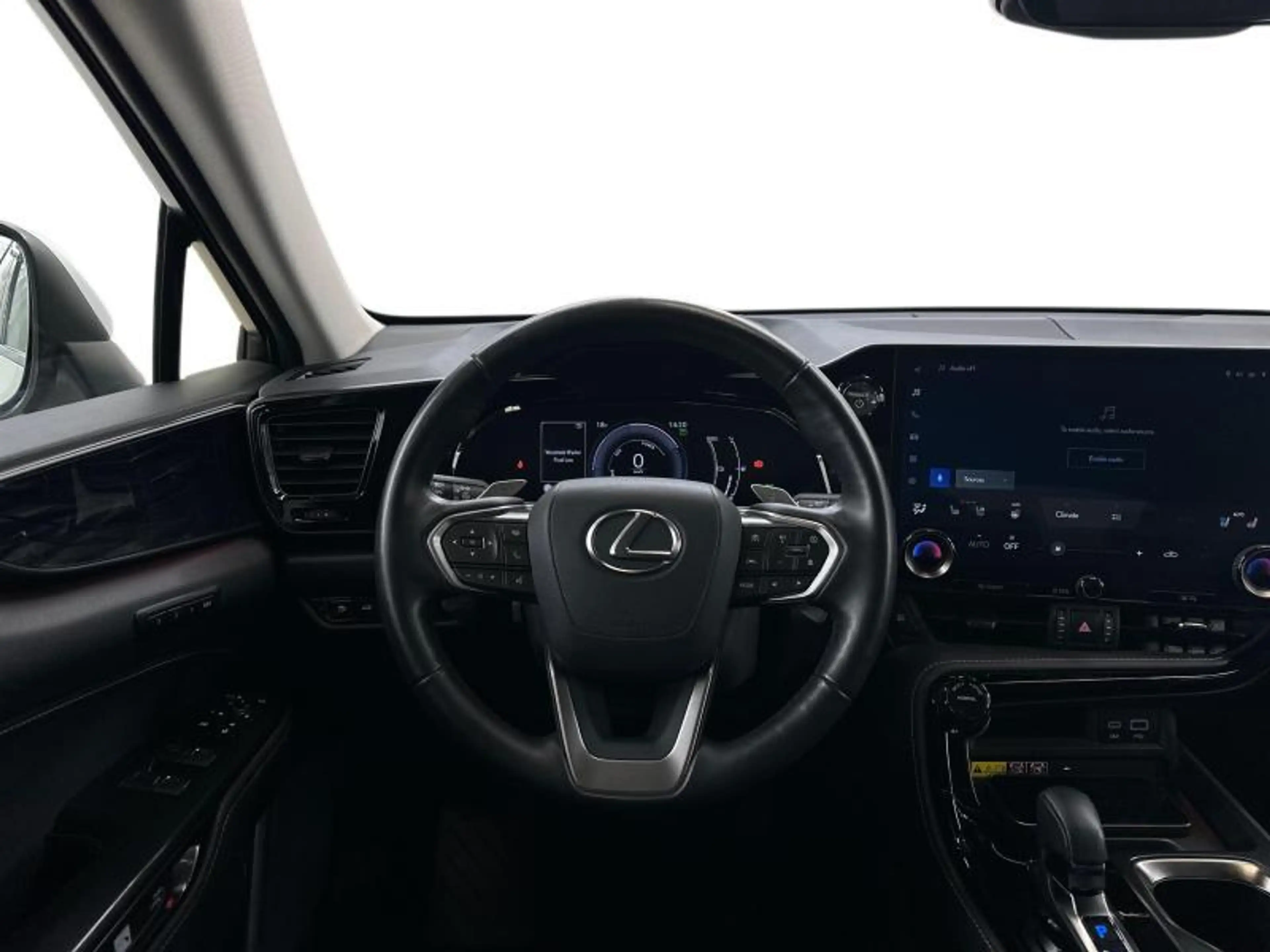 Lexus NX 450h+ Executive Line PHEV — photo 8