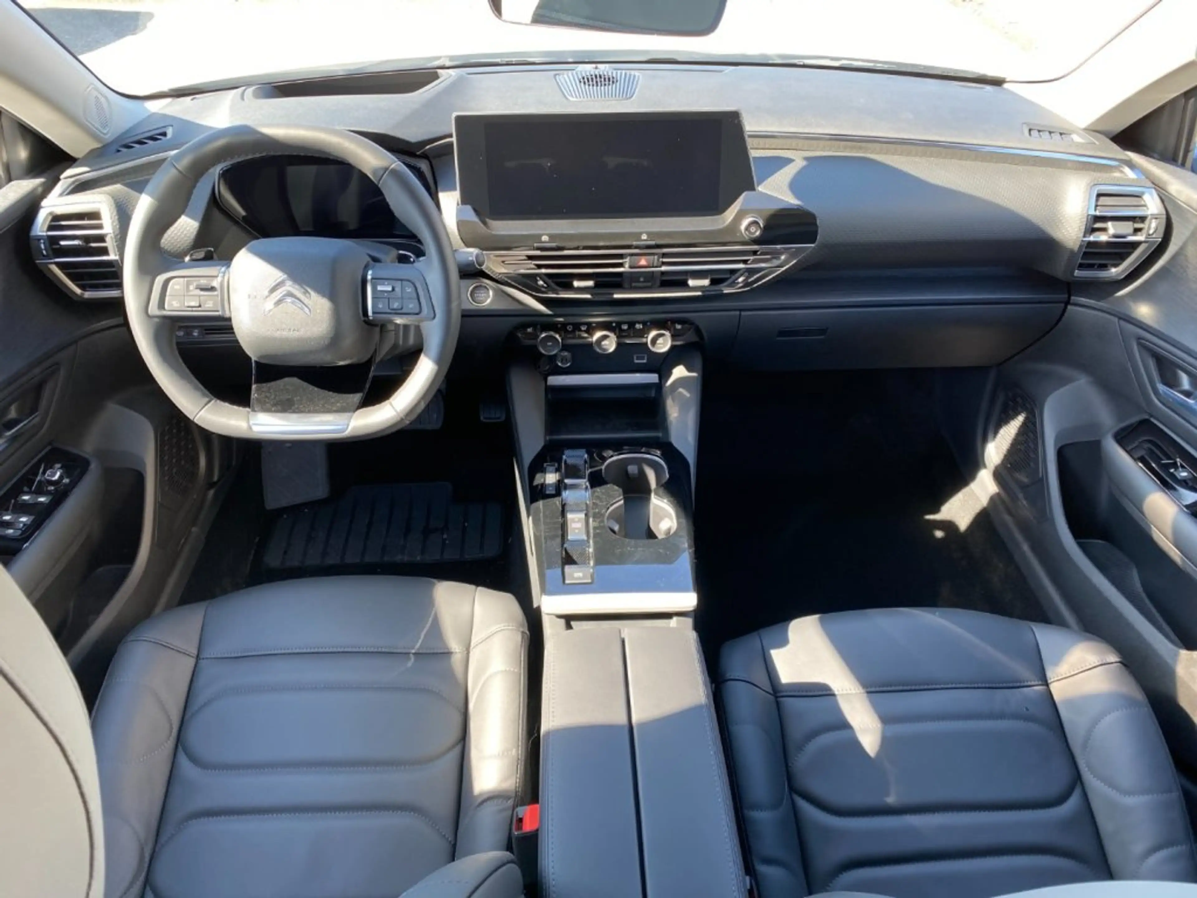 Citroen C5 X PureTech 130 EAT8 Shine — photo 12